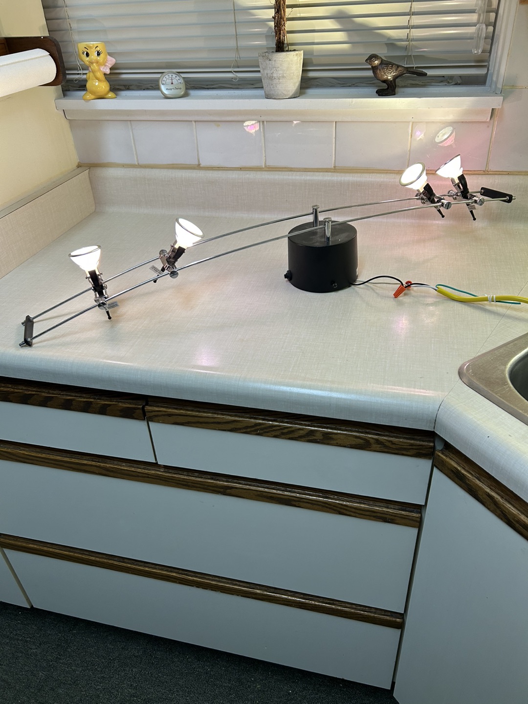 Works- Ceiling/Wall Track Lights / Spot Lights