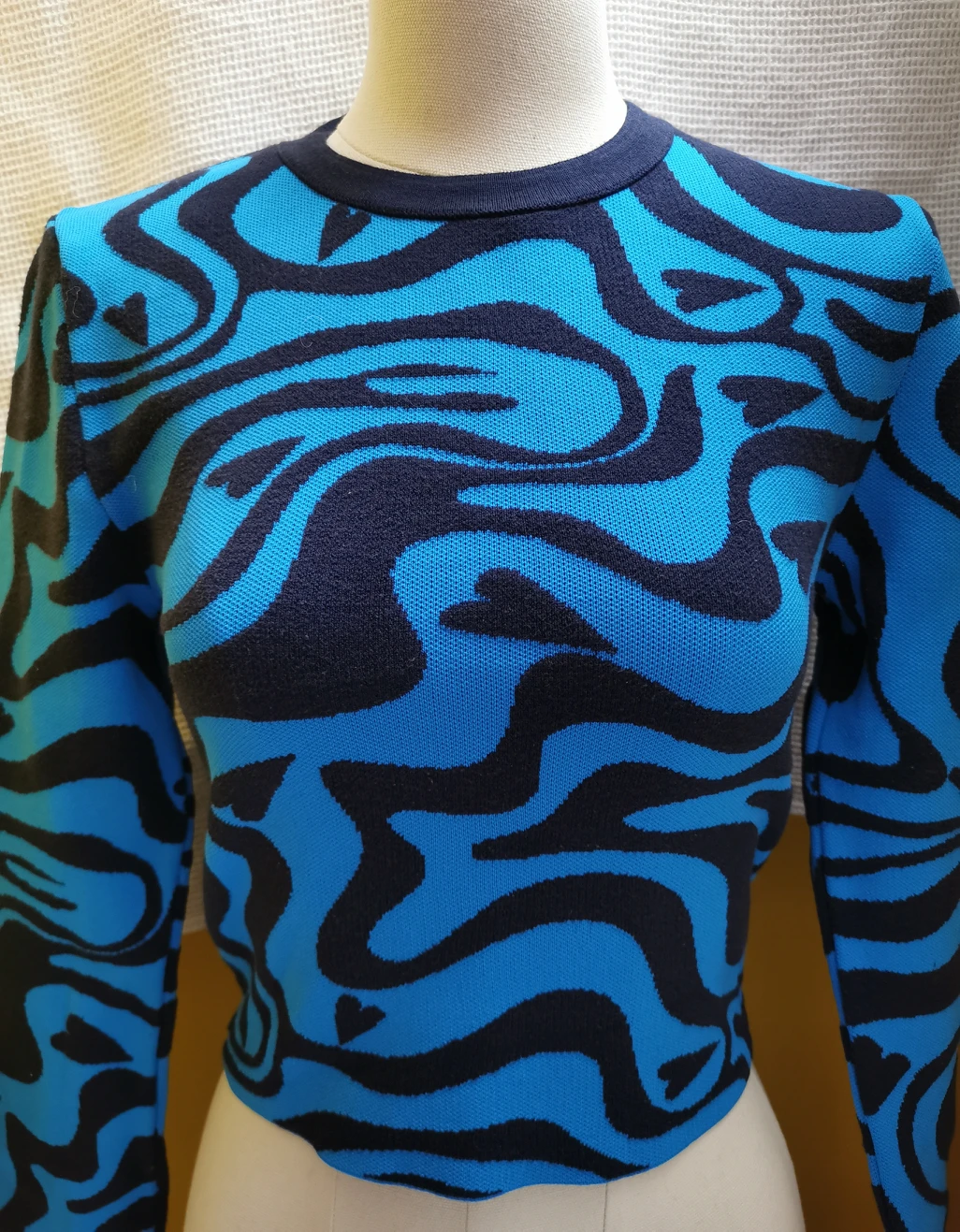 Zara JACQUARD KNIT TOP Sweater Crop Pattern Medium Size.