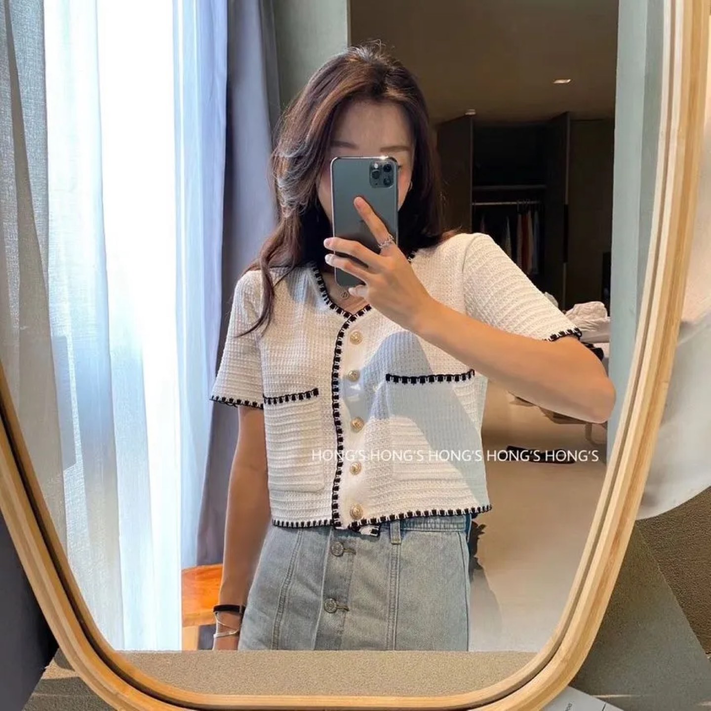 🇰🇷 White Contrast Trim Blouse (O/S) thumbnail