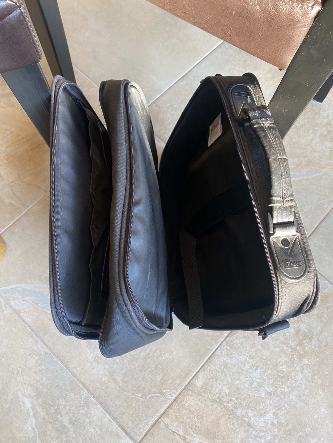 Targus Laptop Briefcase image indicator(4)