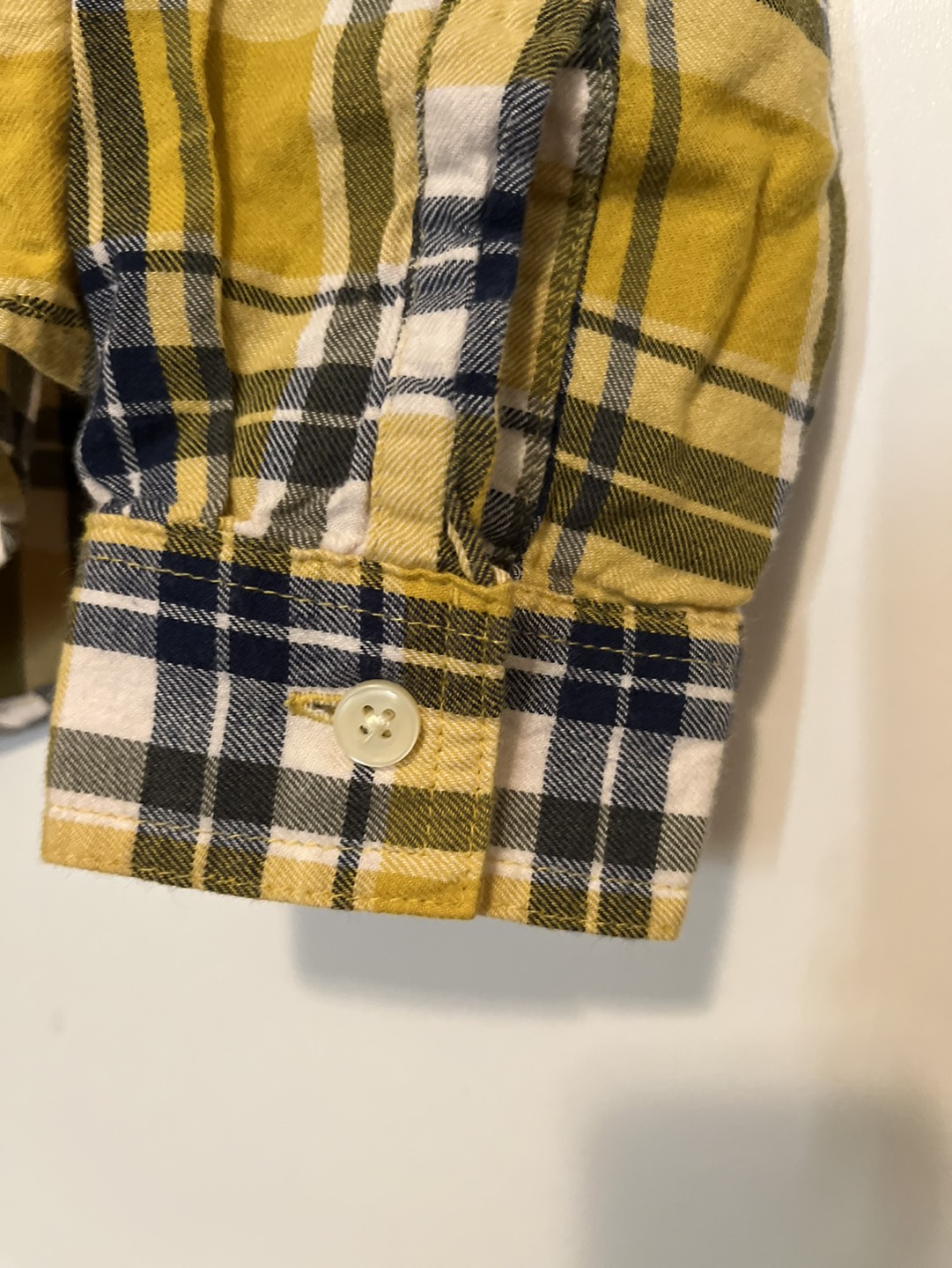 Old Navy size M image indicator(7)