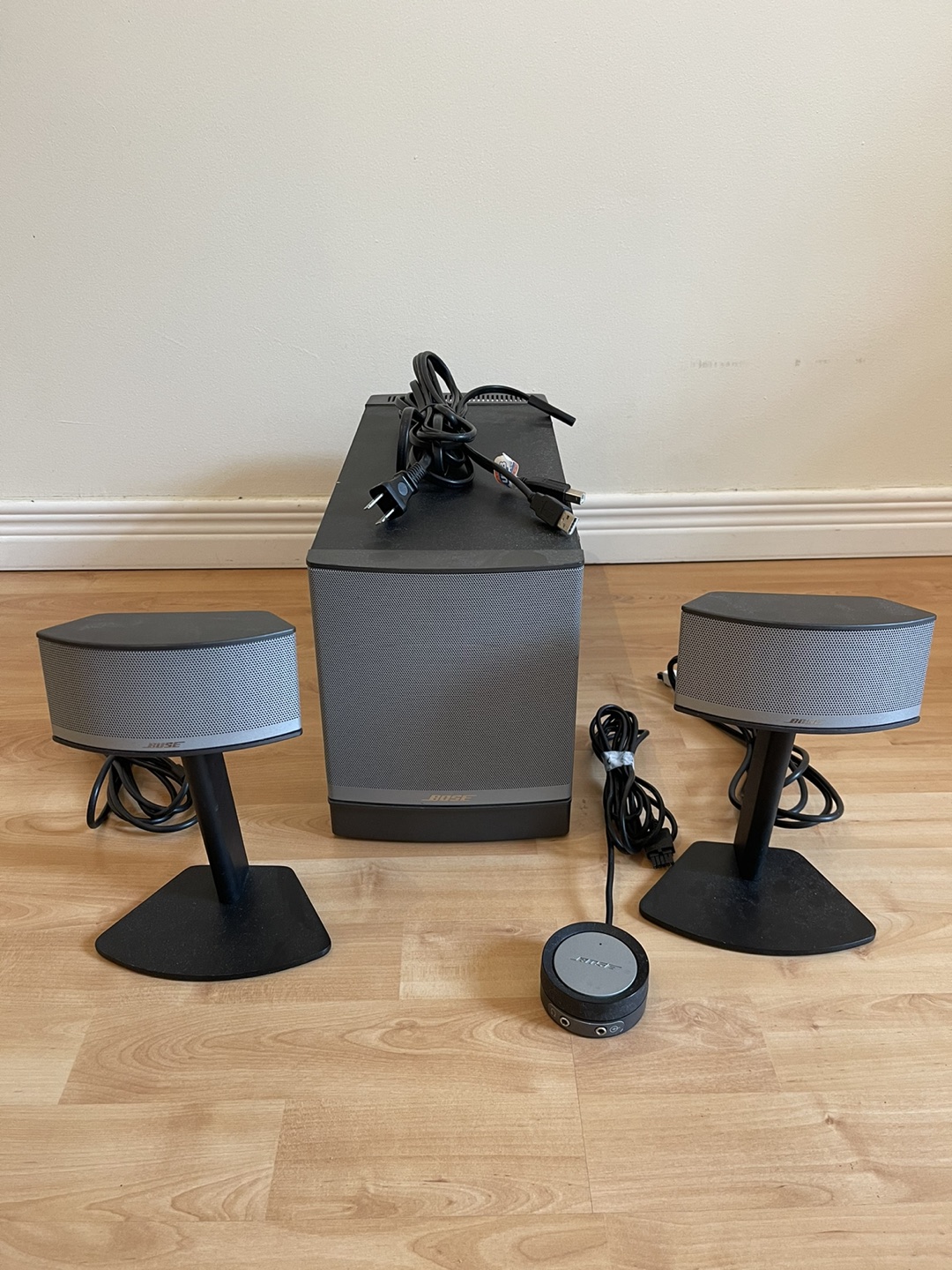 Bose Companion 5 Multimedia System thumbnail