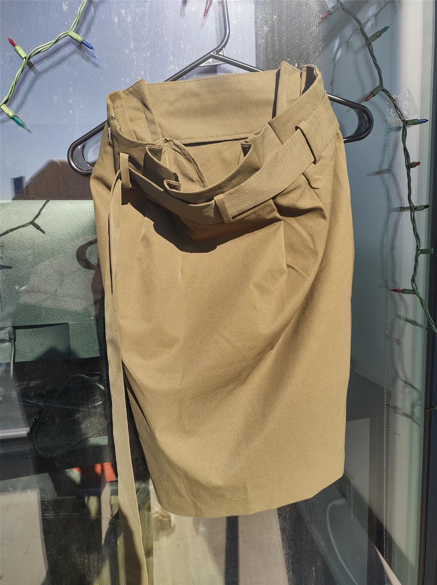 Pleated Skirt (US 6 Size)