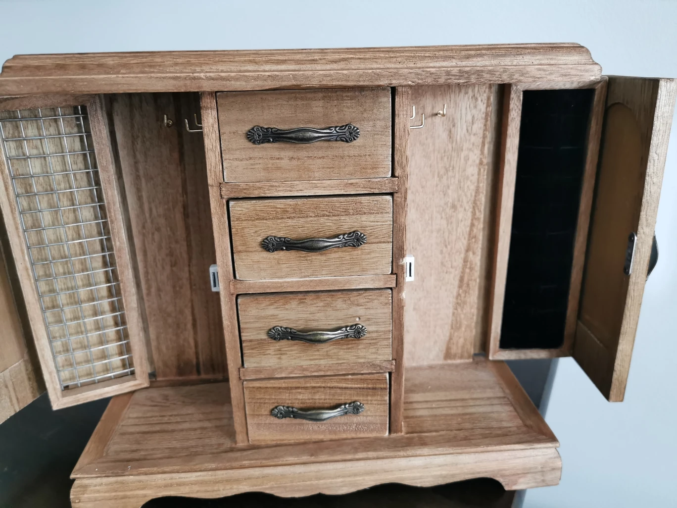 jewelry closet box image indicator(2)