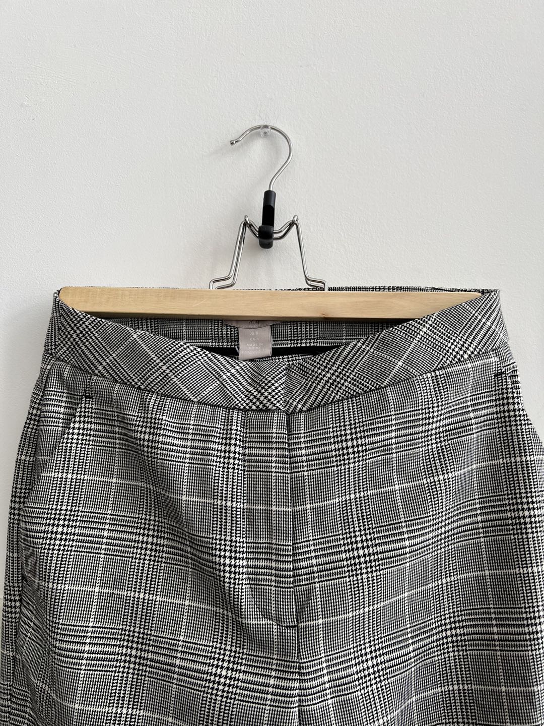 GREY PLAID FITTED TROUSERS image indicator(3)