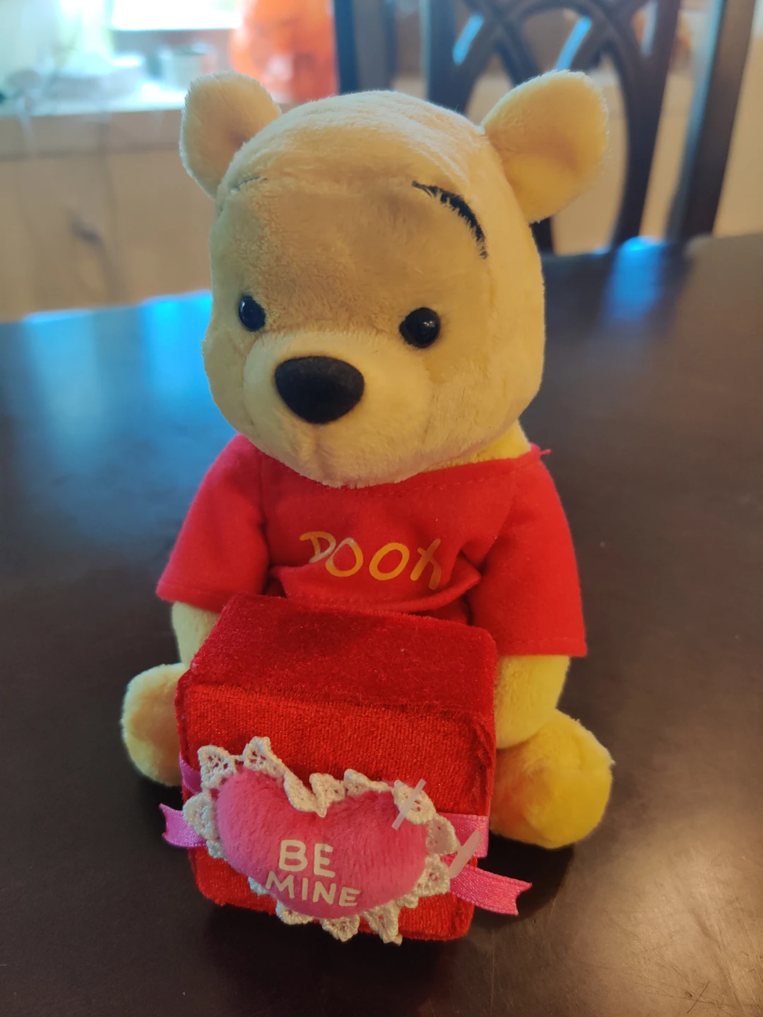 Pooh bear with a box image indicator(2)