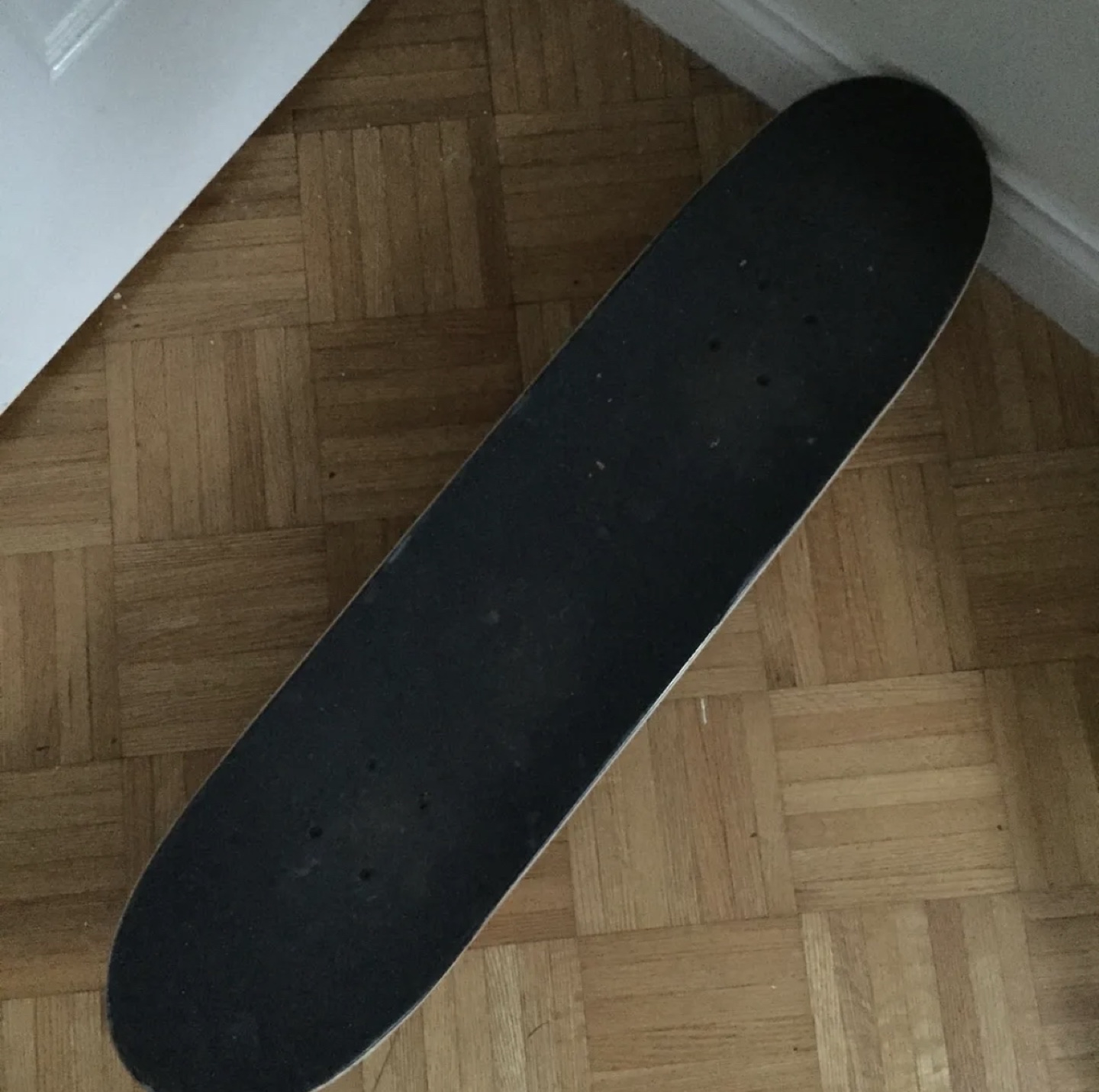 Skateboard thumbnail