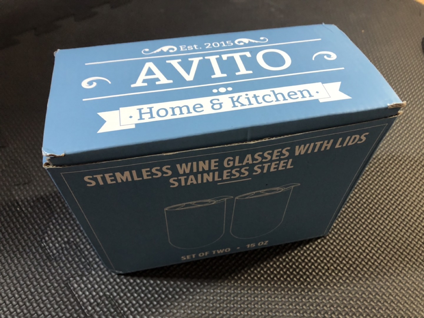 Insulated wine glasses with lid. Set of 2. Brand new - photo 4