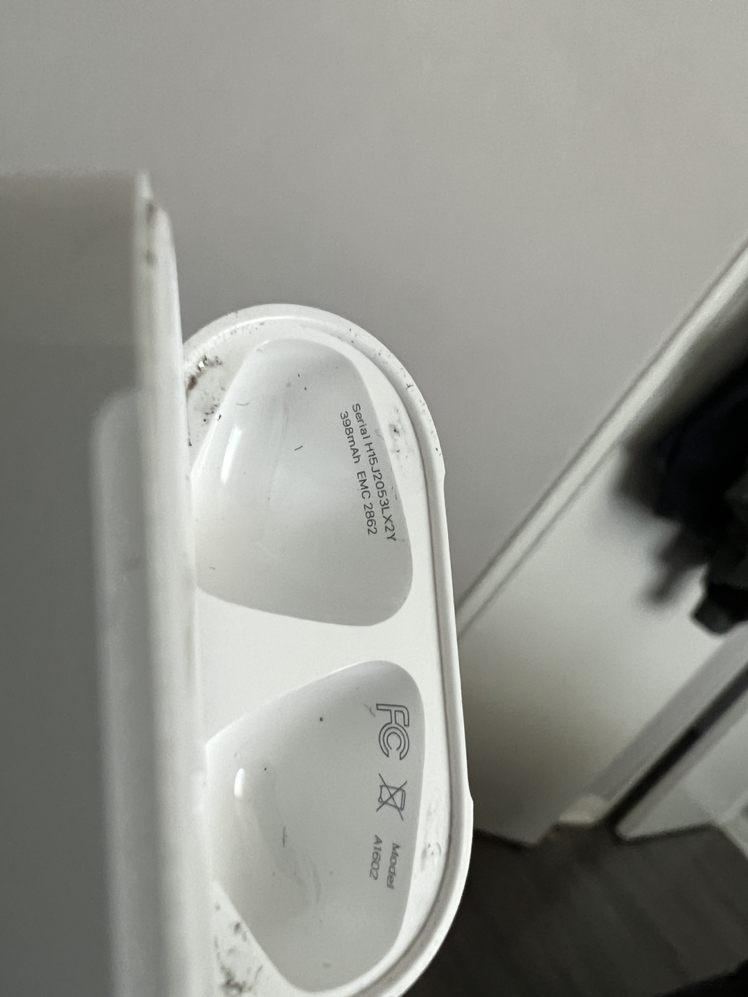 Airpods 2nd Generation Charging Case