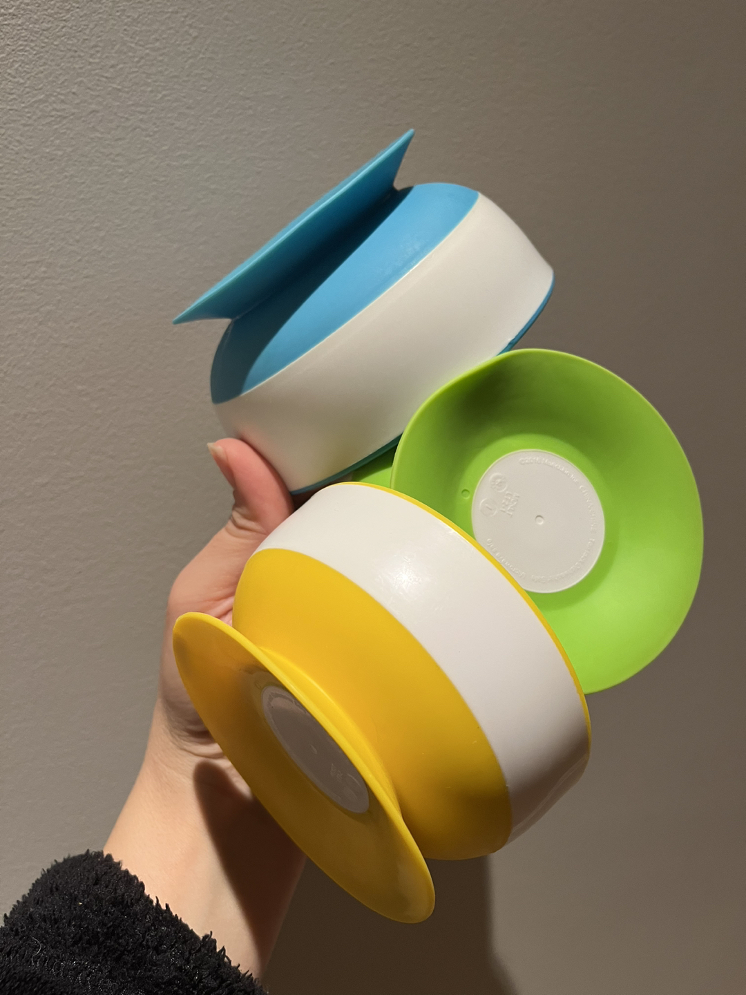 LIKE NEW!  MUNCHKIN SUCTION BOWLS - photo 2