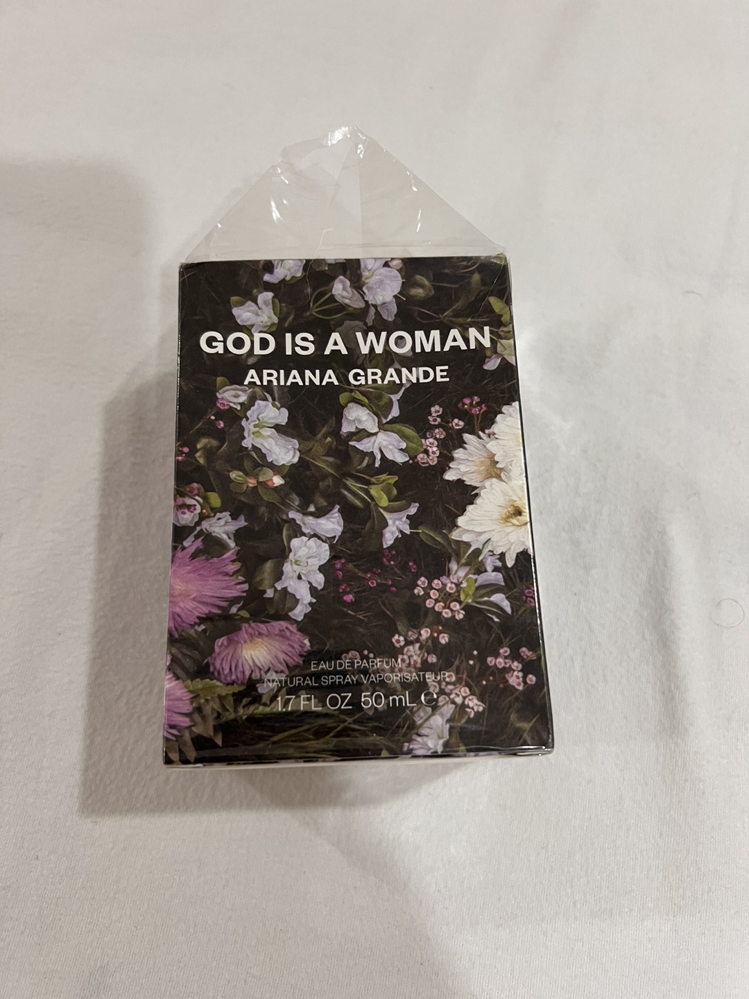 Ariana grande perfume 🏀