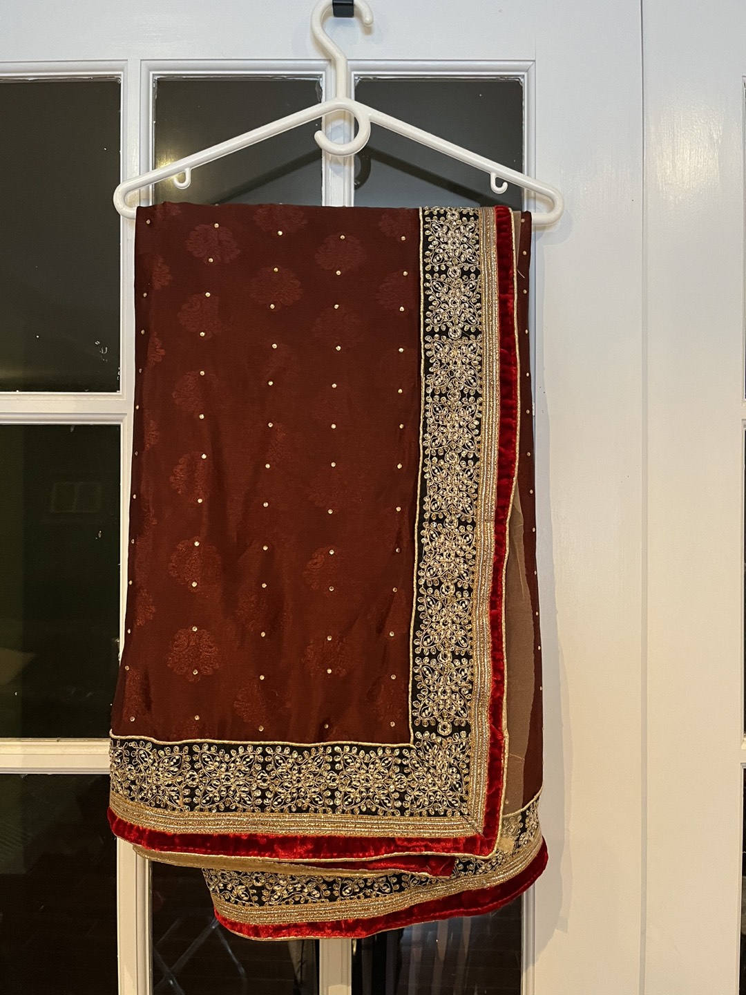 Beautiful Indian Saree thumbnail