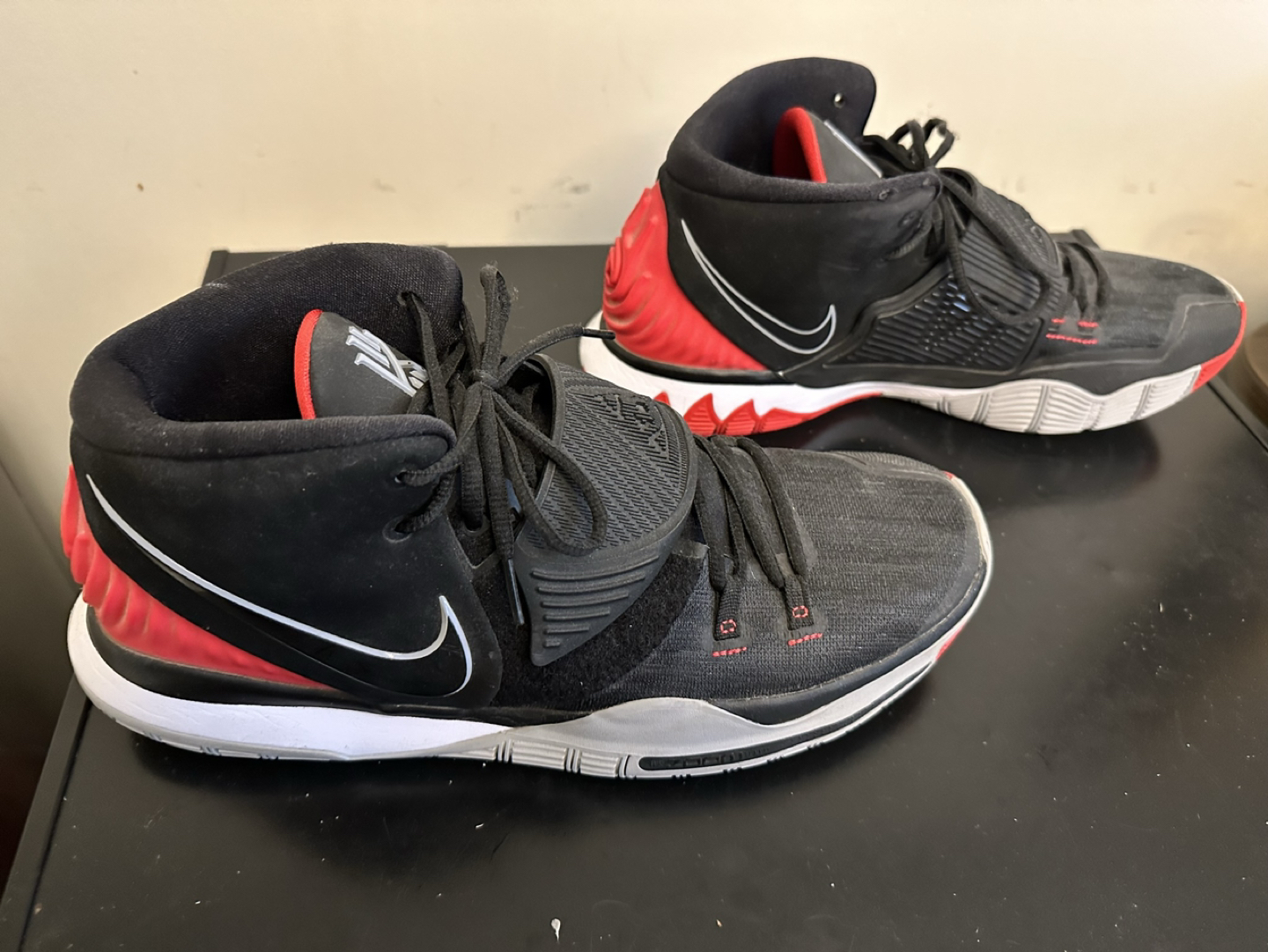 Nike Kyrie Flytrap 3 image indicator(2)