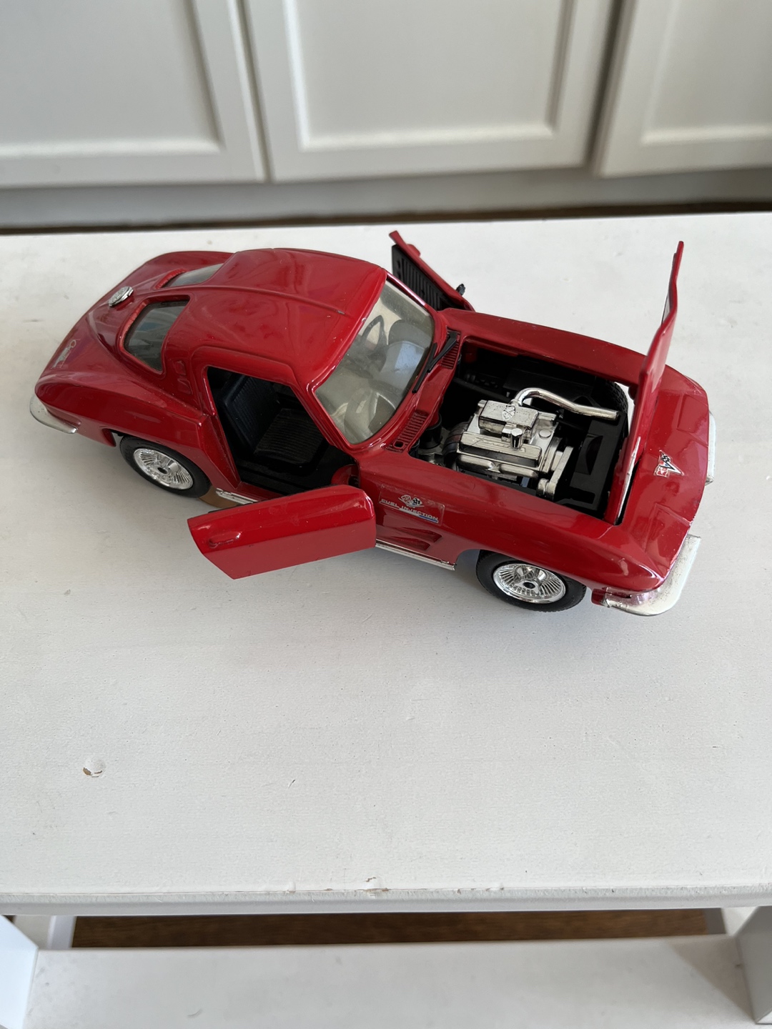 Corvette Stingray 1:24 Model Cars 💸 image indicator(5)