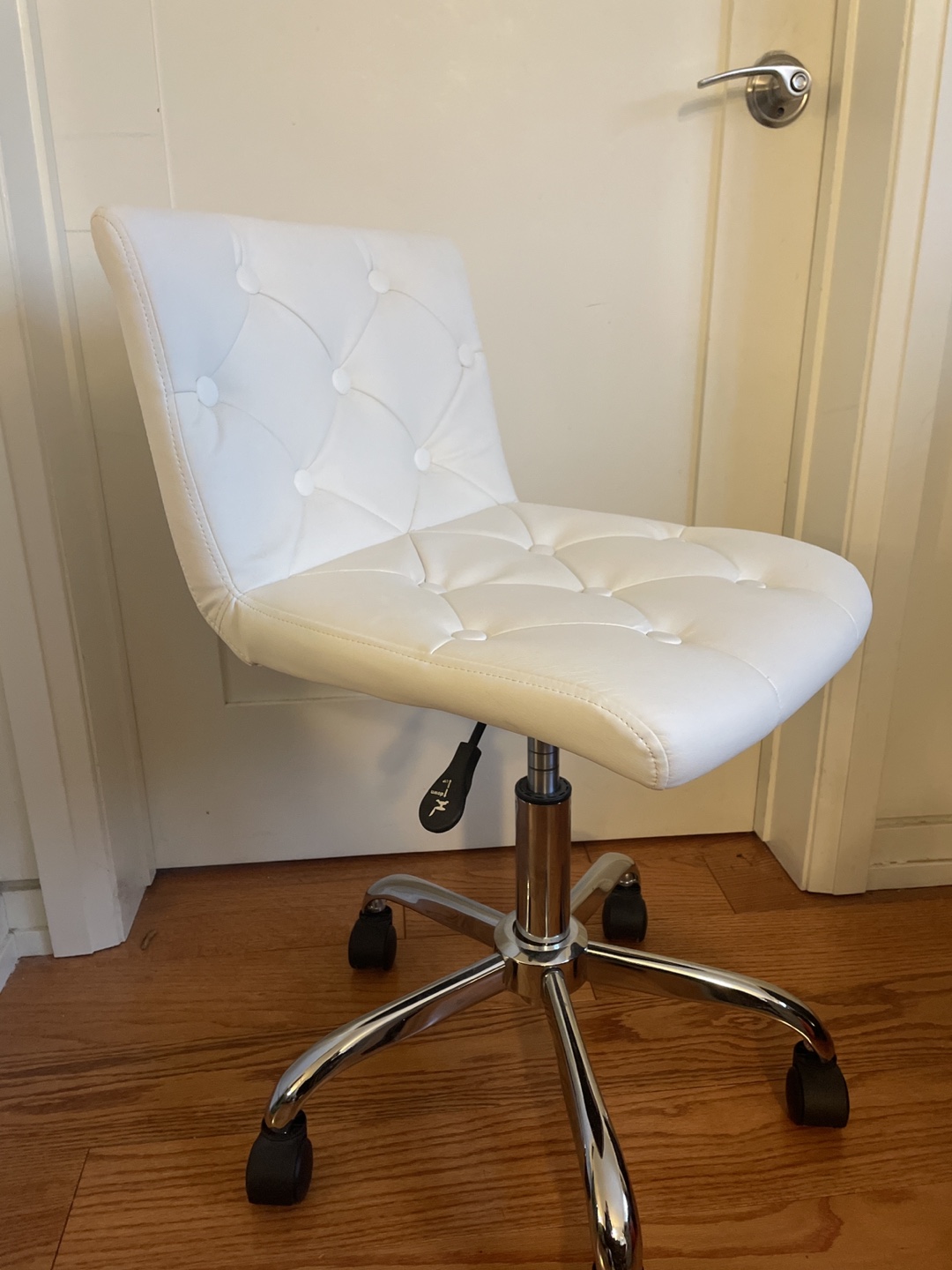 White swivel chair