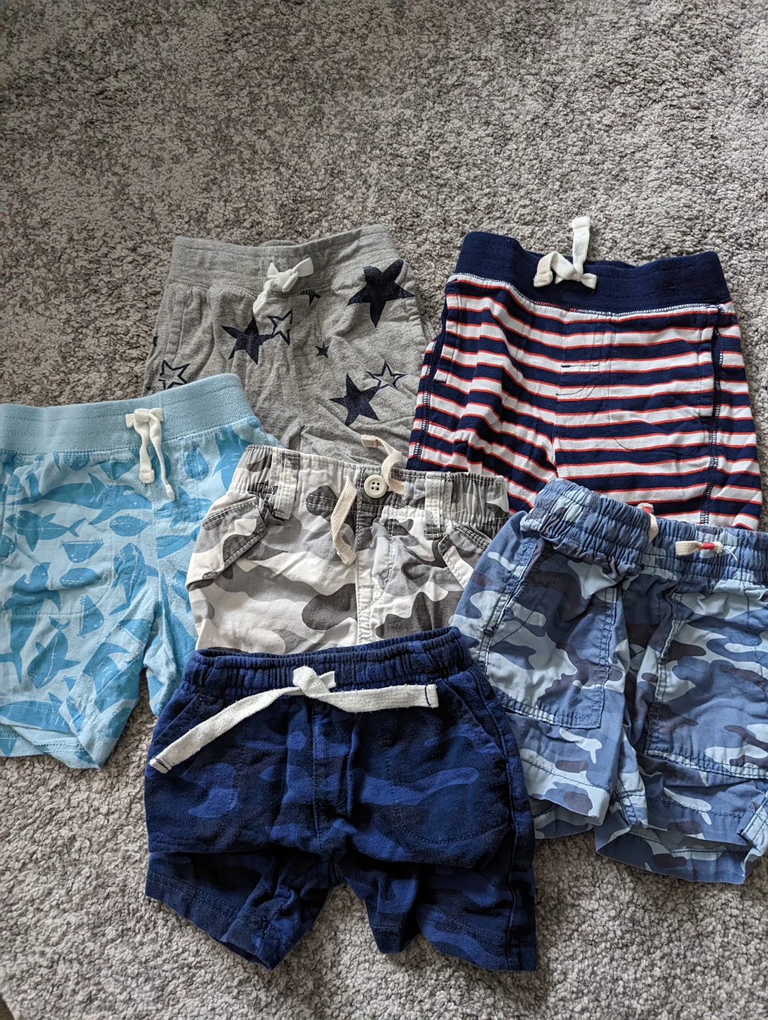 Baby Gap 12-18 months shorts bundle thumbnail