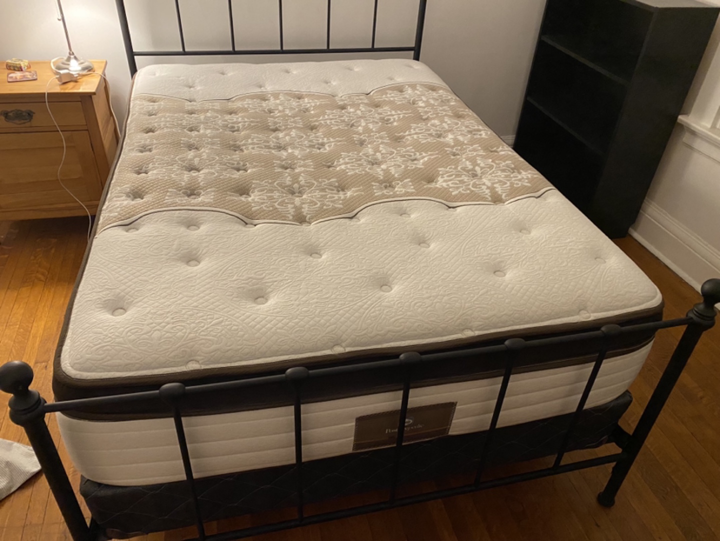 Wrought iron double bed frame - photo 2
