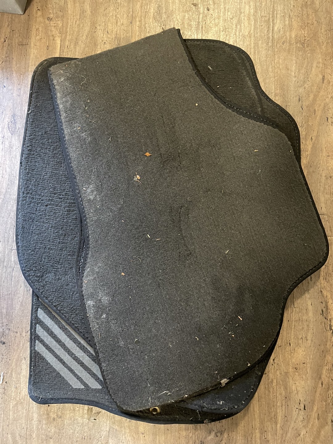 Car Matts image indicator(4)