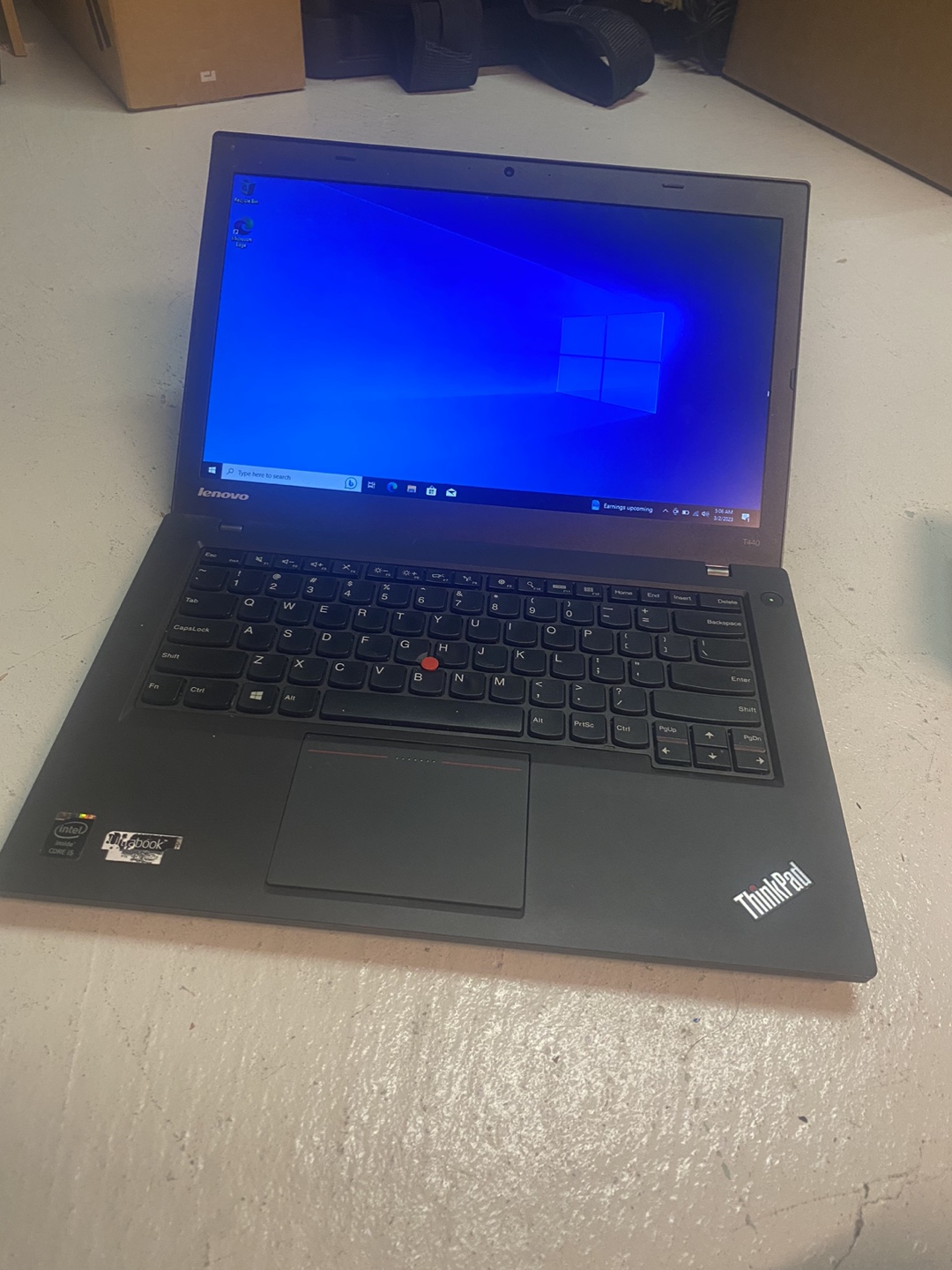 Lenovo thinkpad laptop, intel i5 , 8 GB RAM , 500 GB storage,