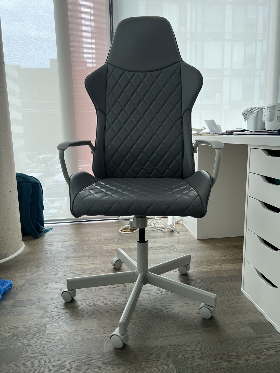 IKEA Utespelare Gaming Chair (Bomstad Gray) thumbnail