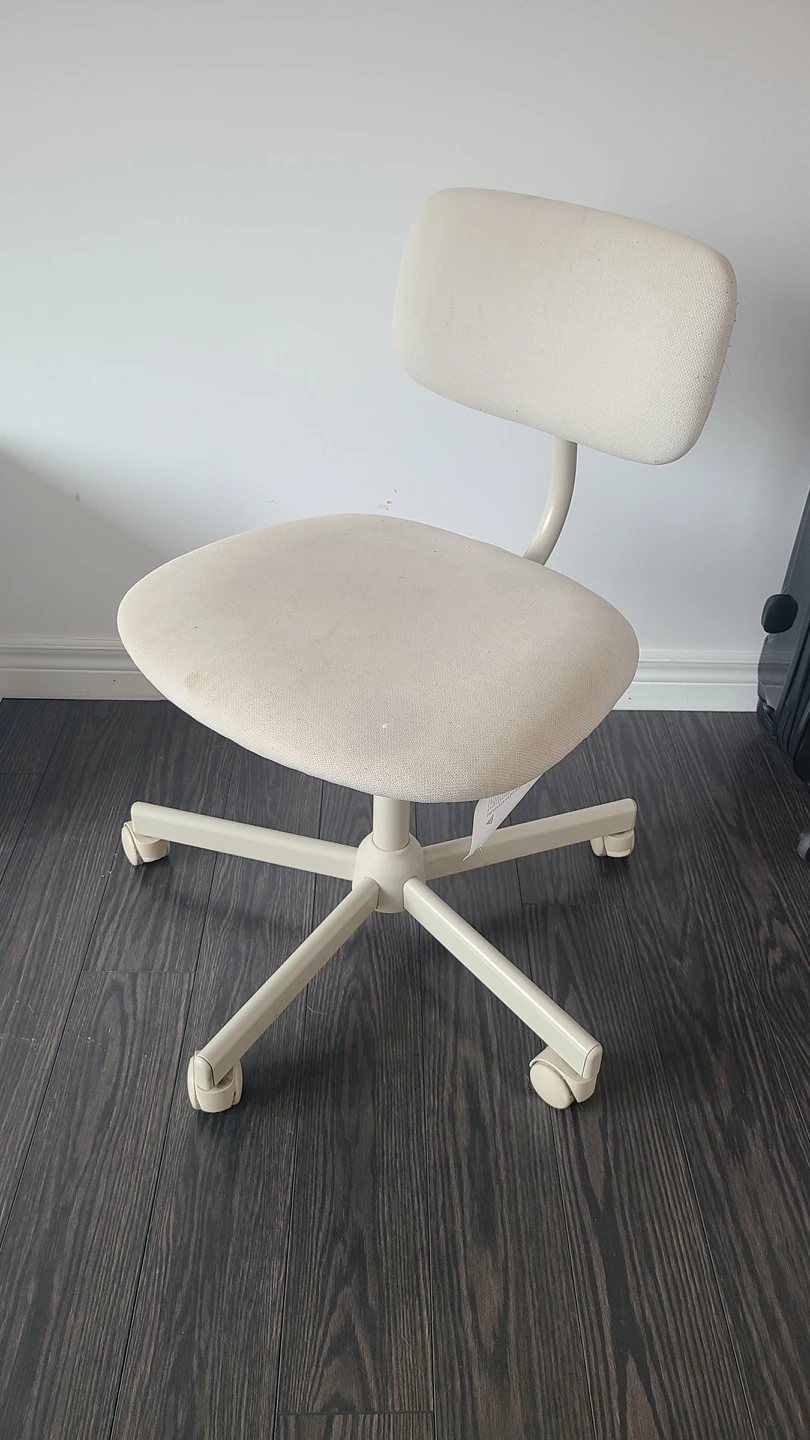 chair thumbnail