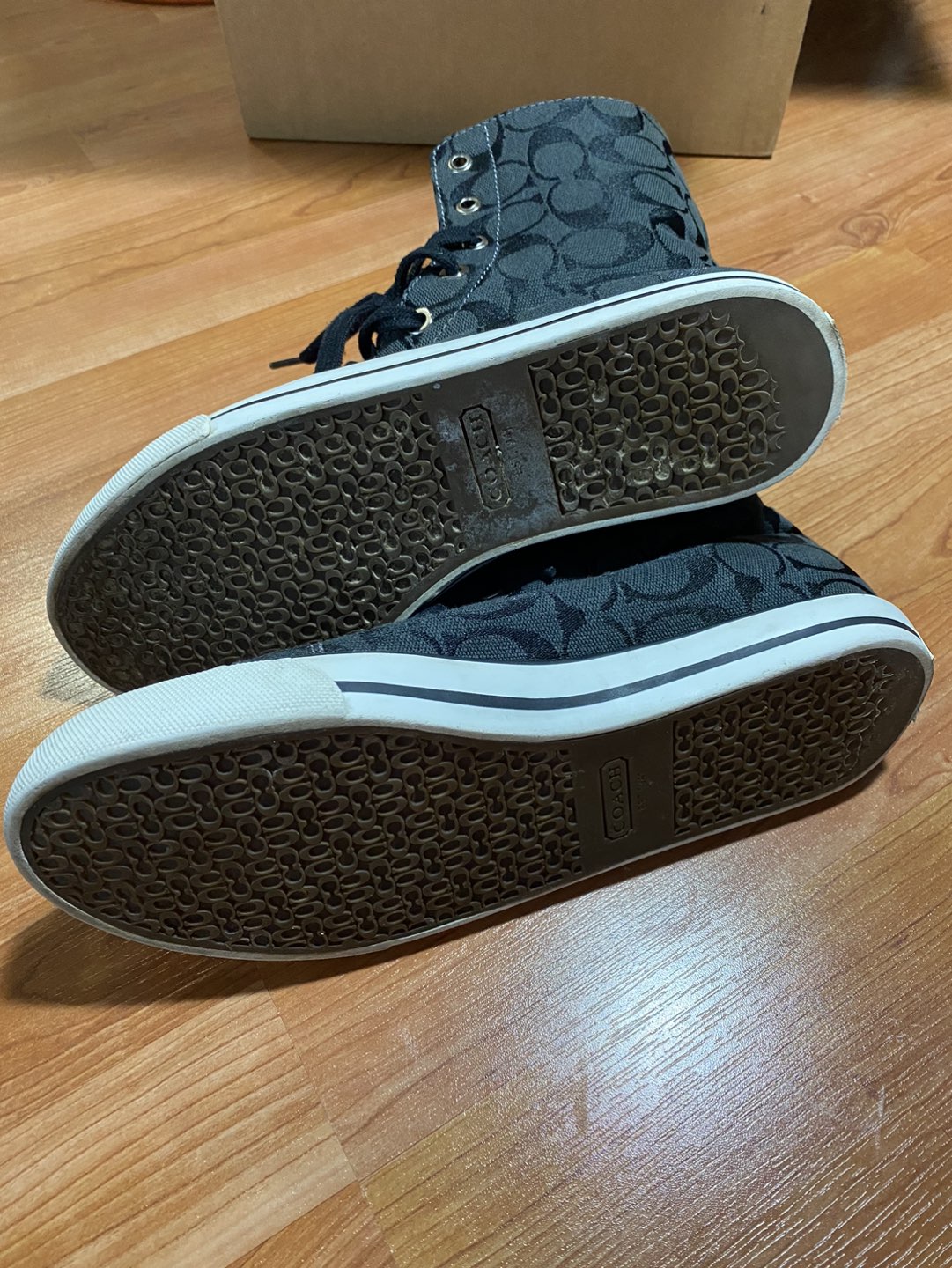 Coach High Tops Sneakers Shoes Size 9 image indicator(6)