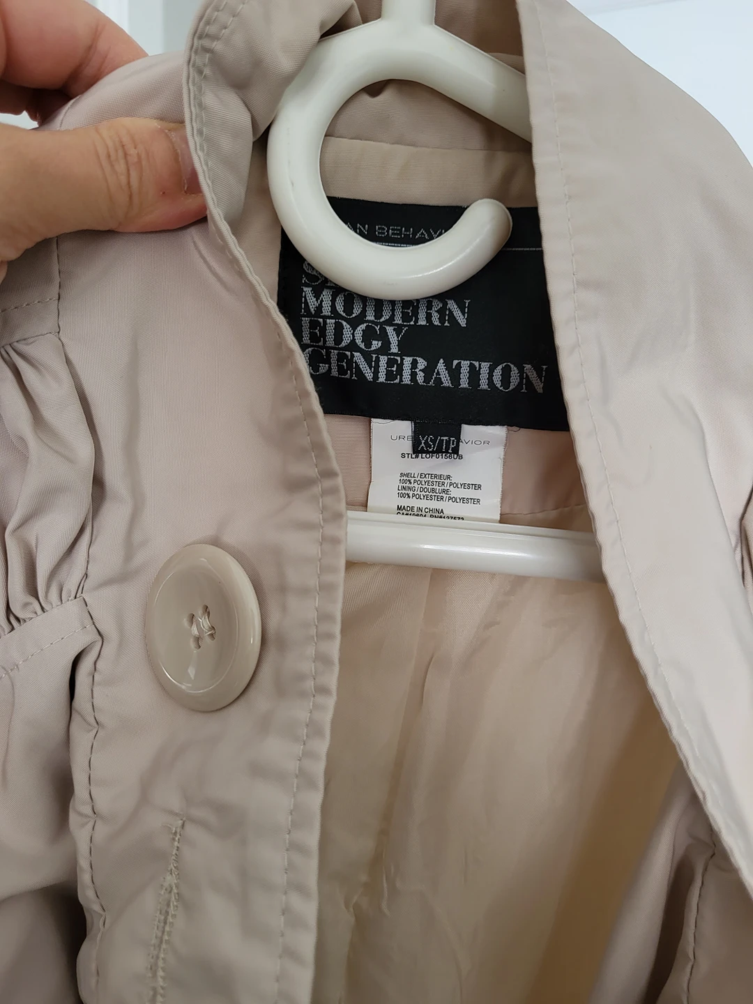 Urban Behavior Spring/Fall Light Trench Coat (Size XS) image indicator(3)