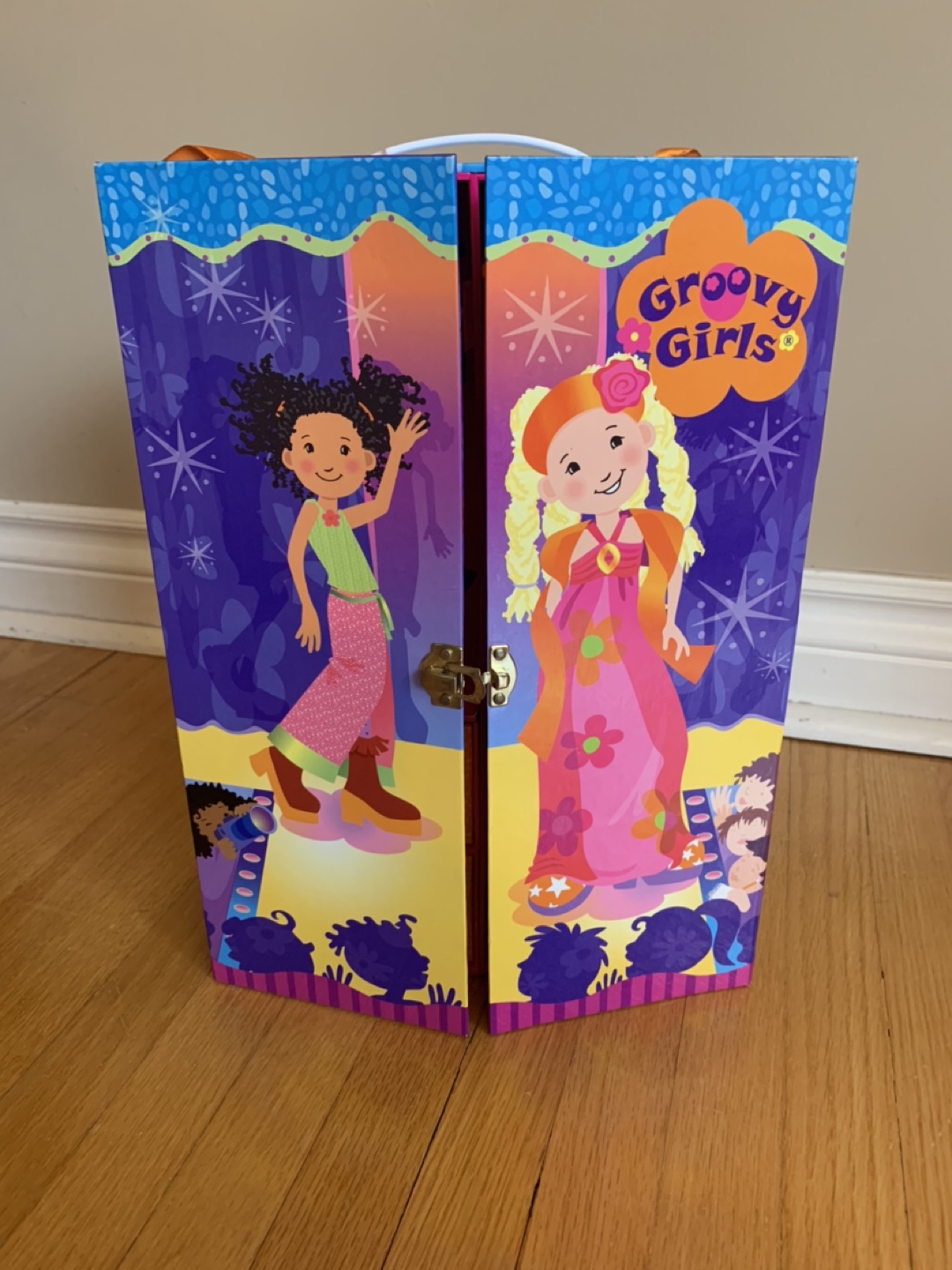 GROOVY GIRL FUN! - photo 2