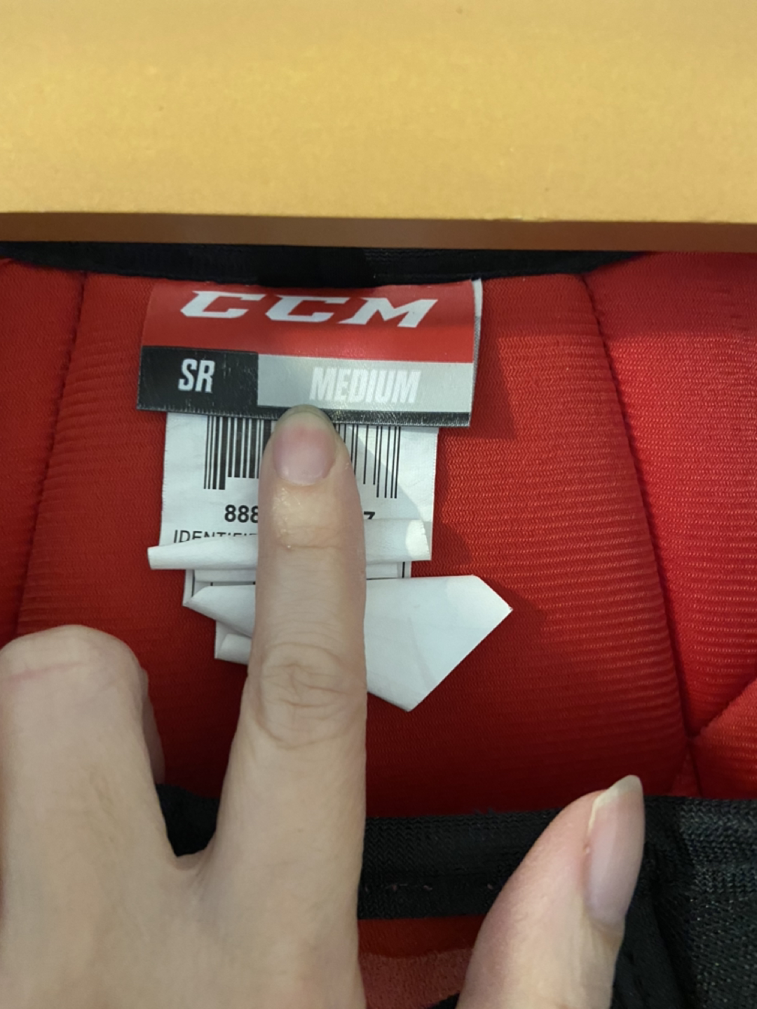 CCM Jetspeed FT350 Hockey Medium Shoulder Pads - photo 3