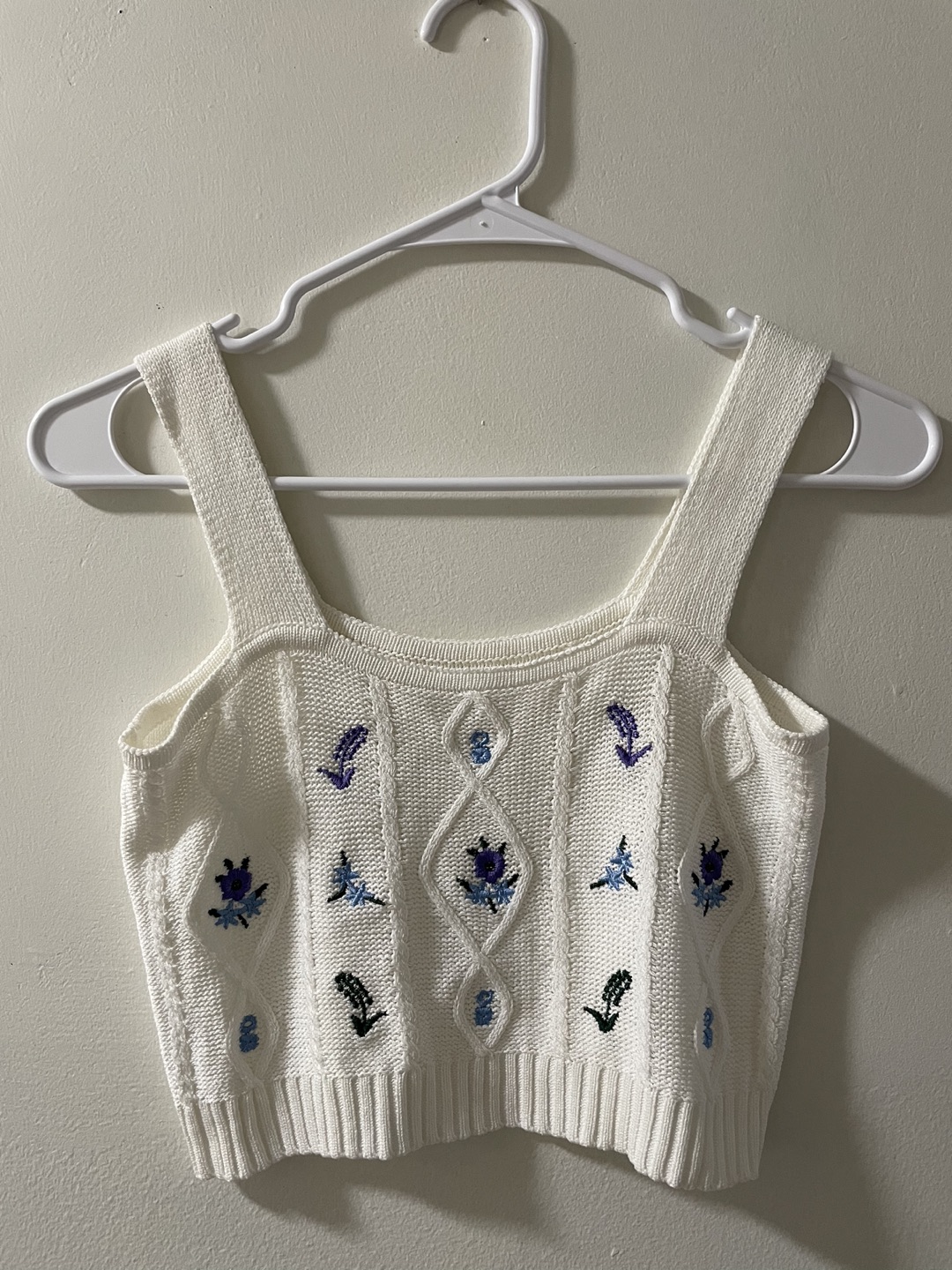 Floral knit crop top thumbnail