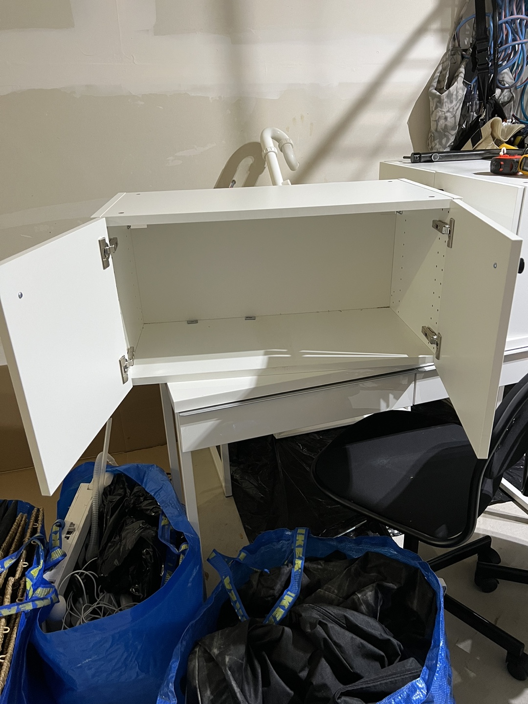 Ikea wall cabinet - photo 2