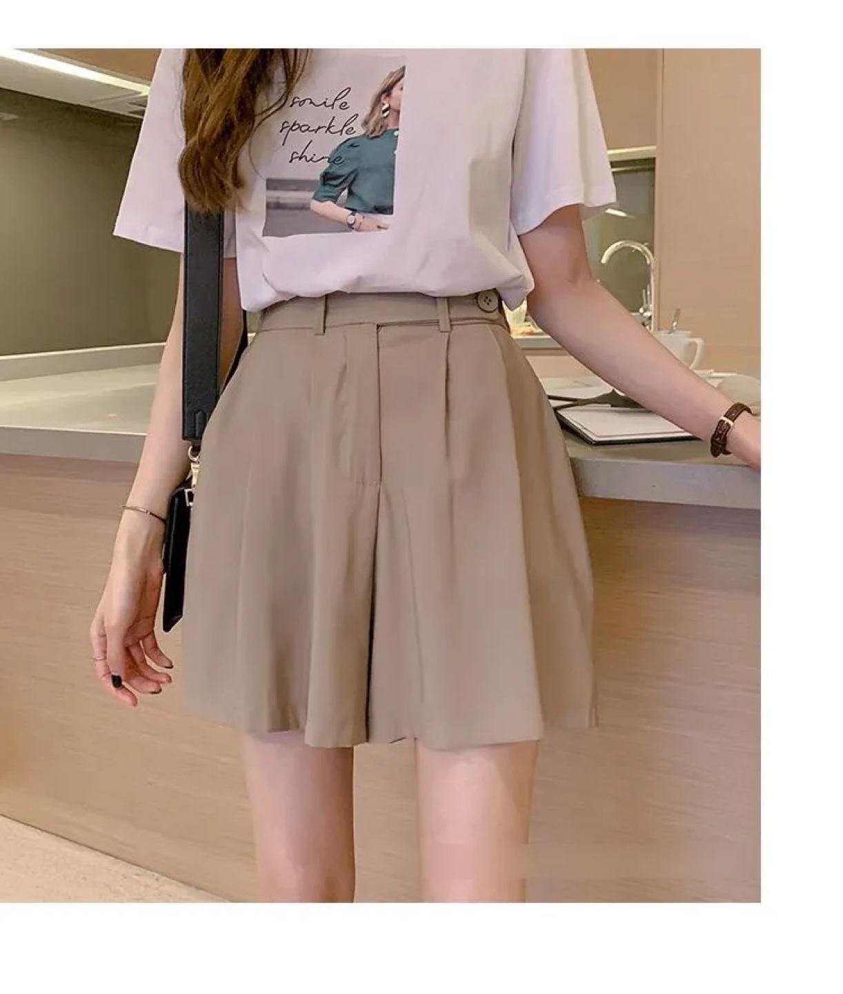 🇰🇷 Dark Beige Wide Shorts - BUNDLE&SAVE thumbnail