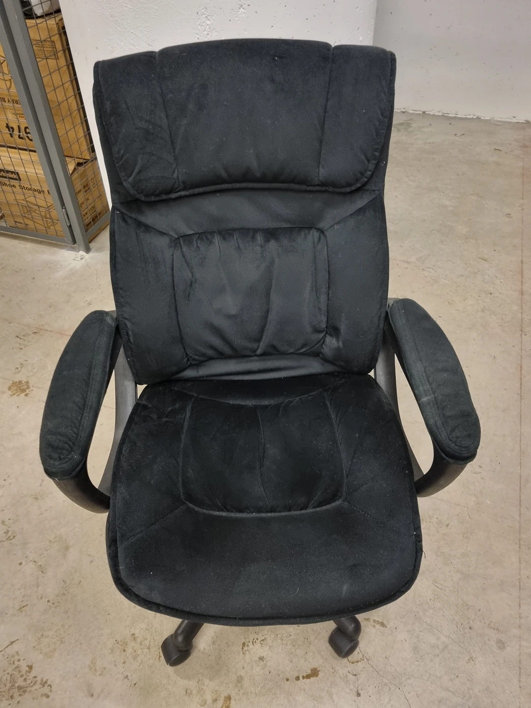 Black Velvet Ergonomic Work Chair - photo 2
