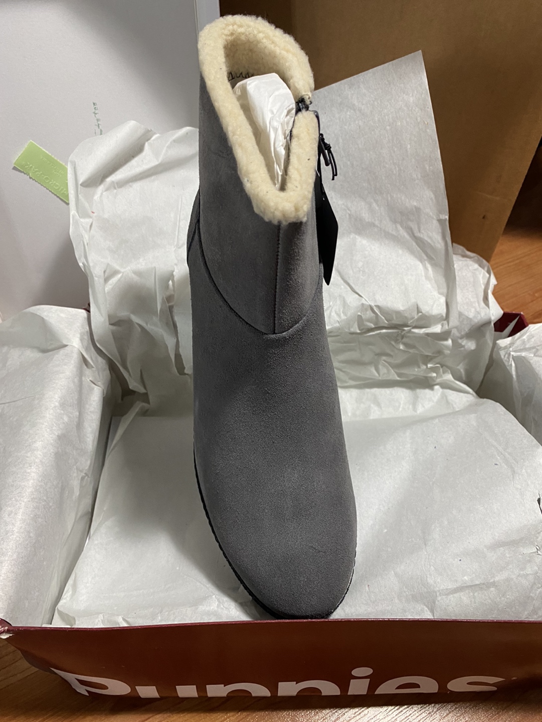 Hush Puppies Ani Hyde Ankle Boots Waterproof Smoke Suede 9.5 image indicator(2)