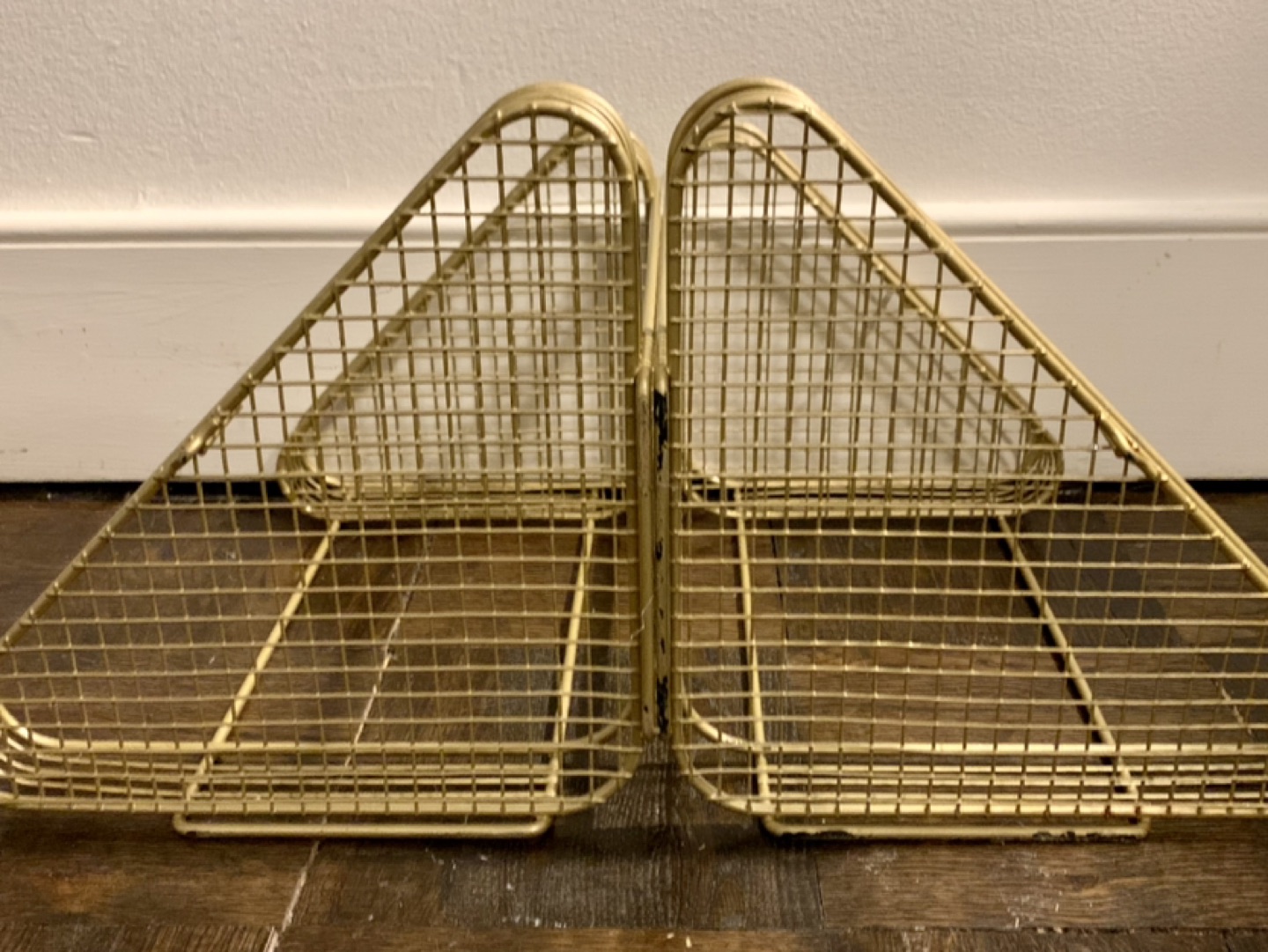 Gold Corner Shelves - photo 4