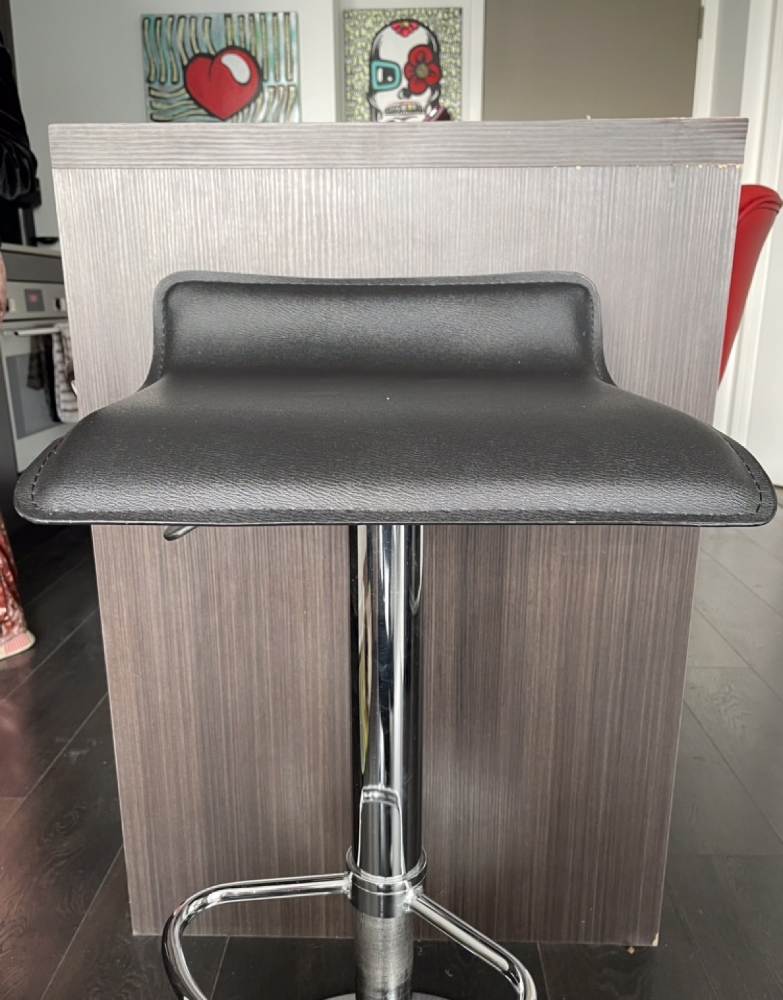 1 or 2 Bar Stool(s)