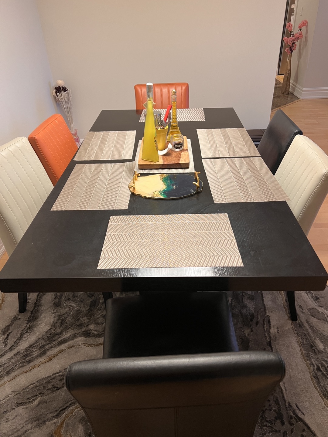 Designer Dining table & set of 6 chairs - photo 2