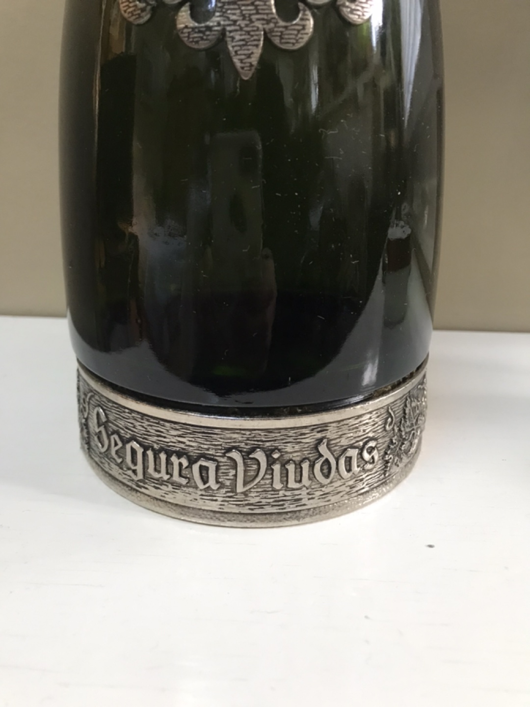 Segura Viudas Olive Oil Dispenser Bottle image indicator(3)