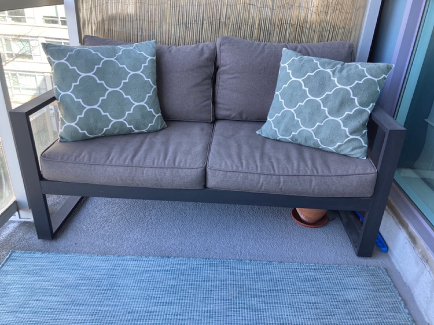Patio love seat - photo 2