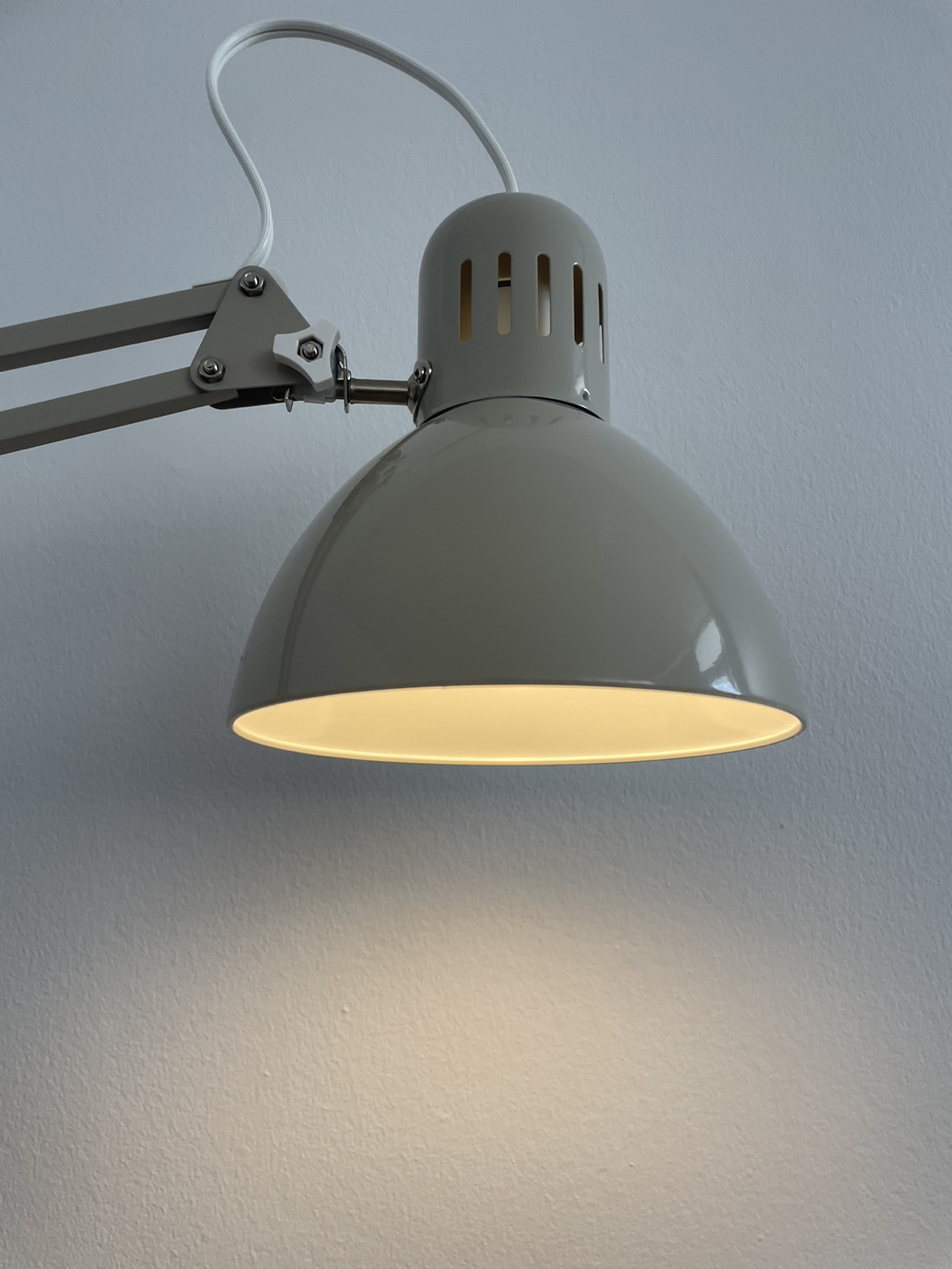 TERTIAL Work lamp, beige plus Smart bulb - photo 3