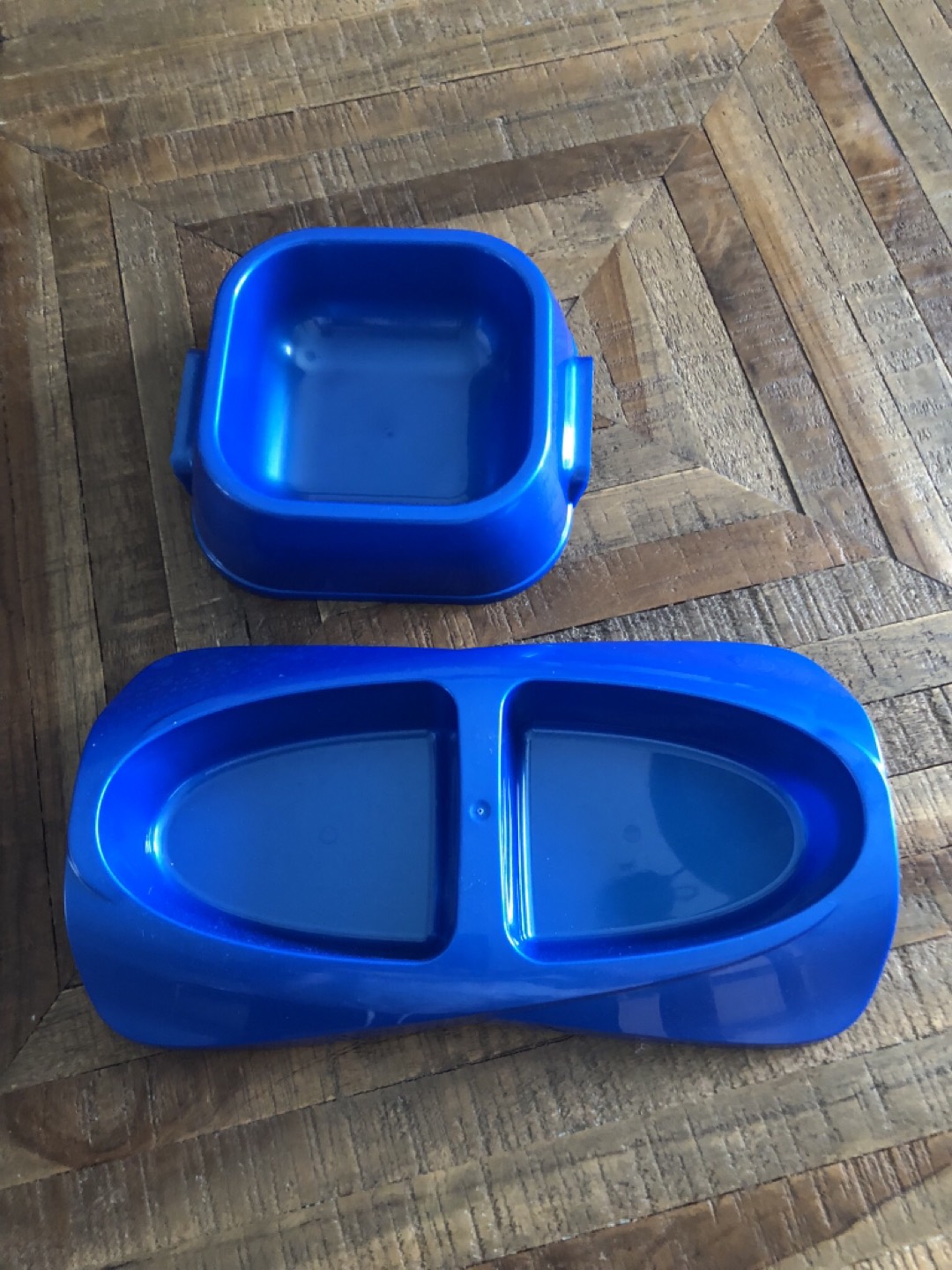 Pet food dishes thumbnail