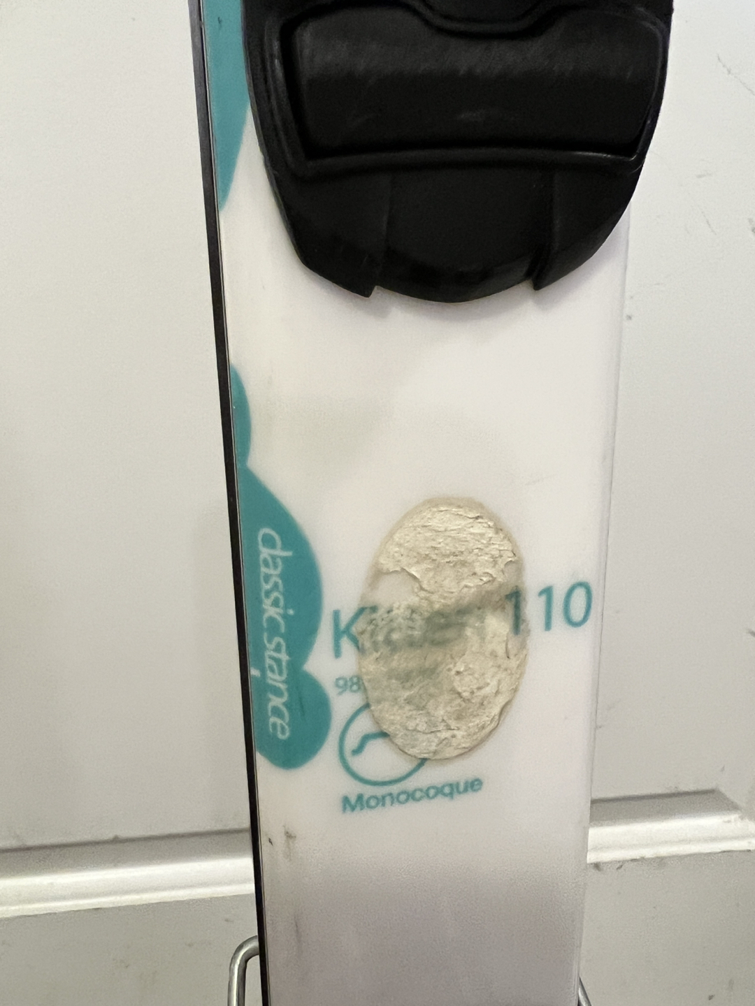 Girls skis and boots image indicator(7)