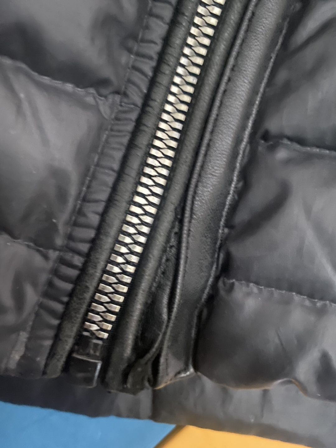 Rudsak jacket image indicator(2)