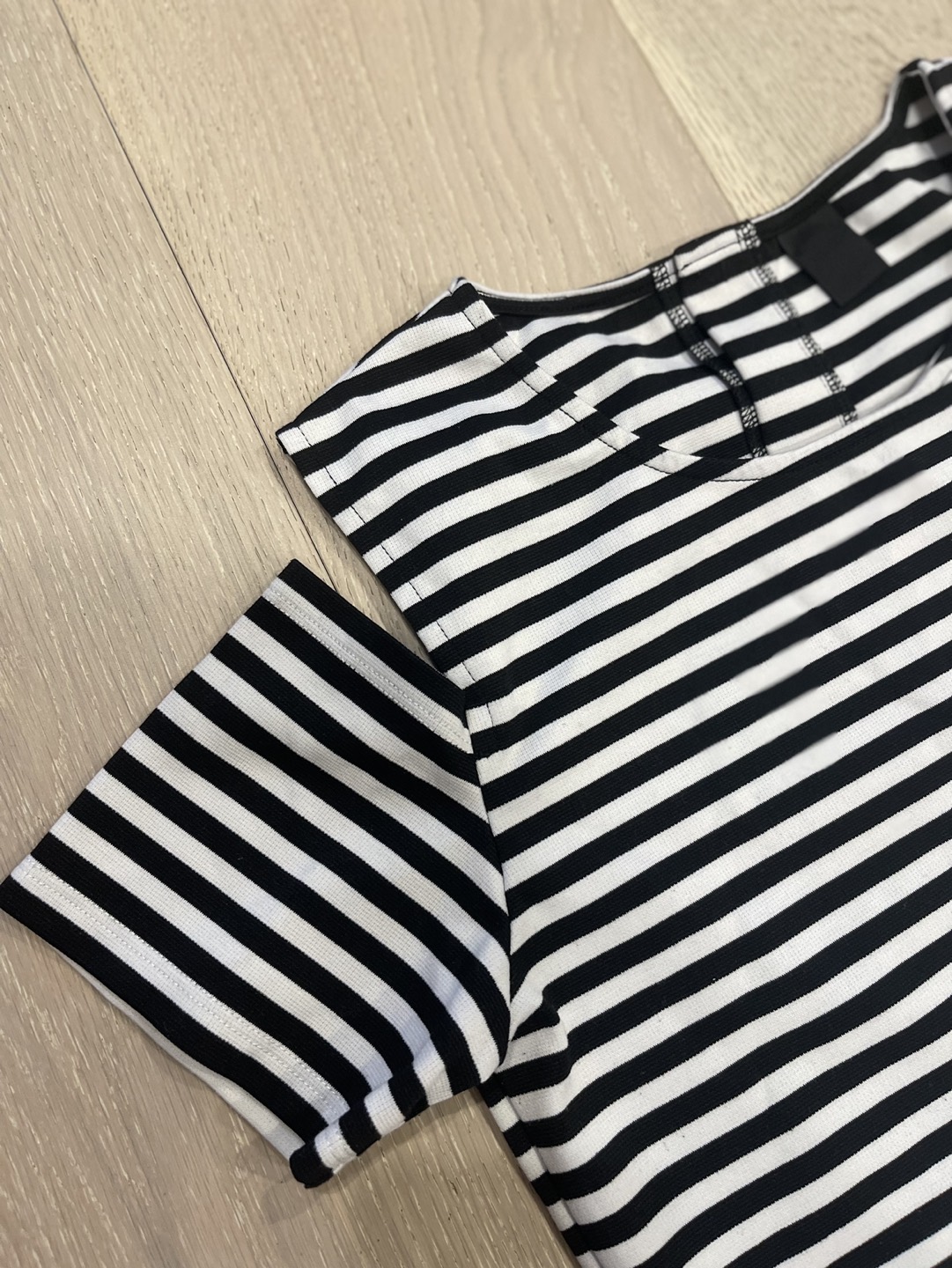 🏀 classic fit dress! Moving sale thumbnail