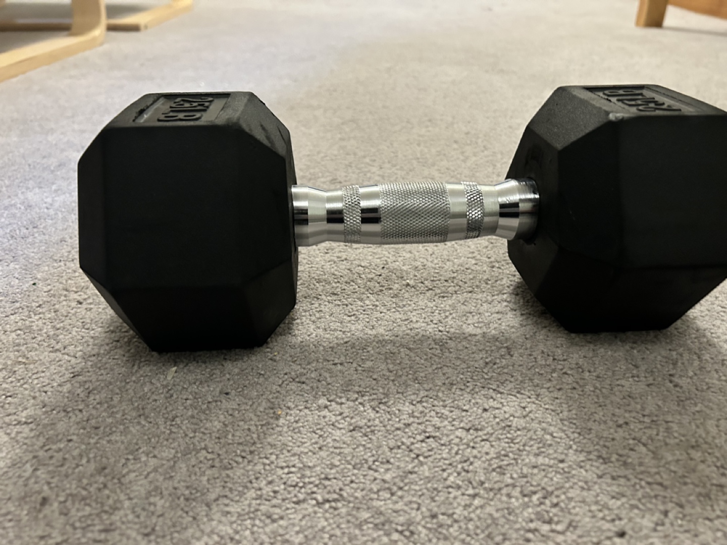 single 25lb rubber hex dumbbell