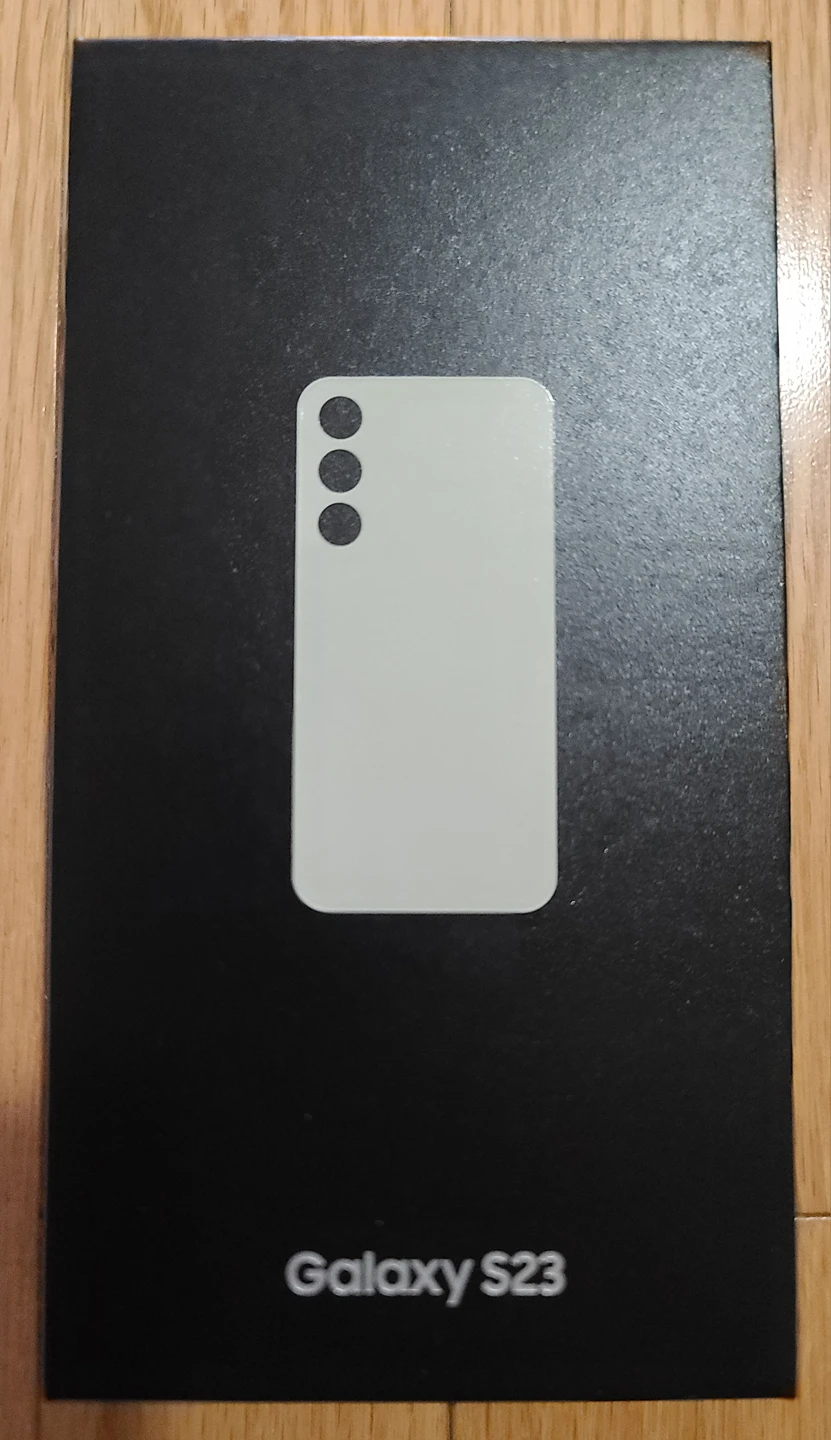 Sealed Samsung Galaxy S23 - 256GB - Cream