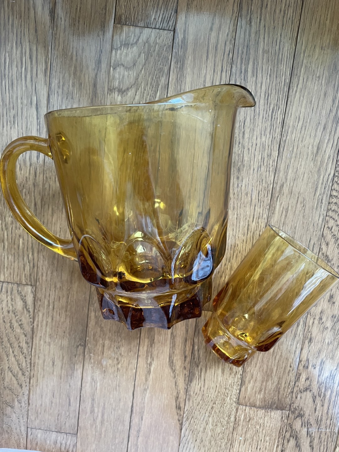 Vintage Amber glass pitcher and three water glasses image indicator(2)