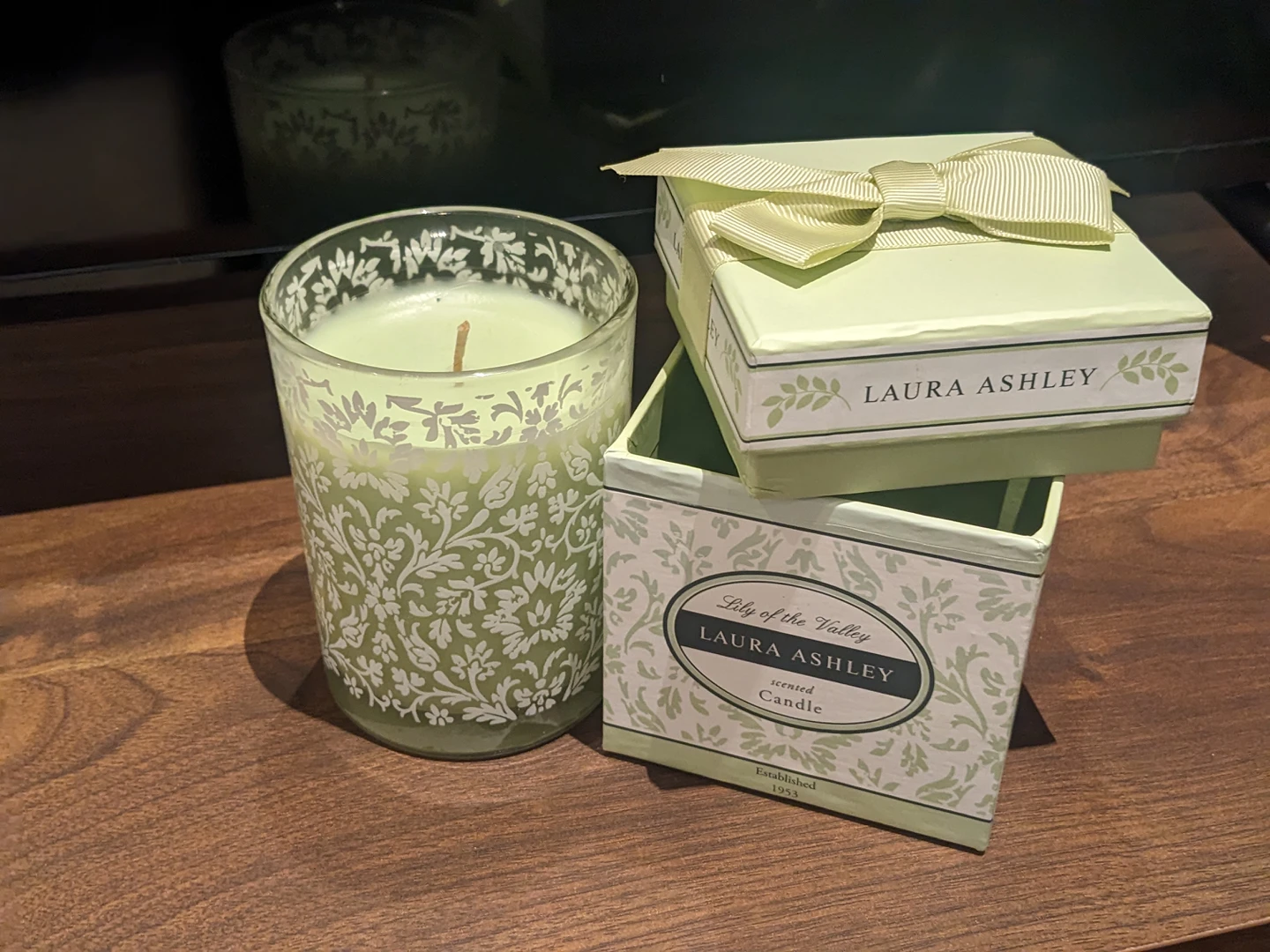 Laura Ashley candle