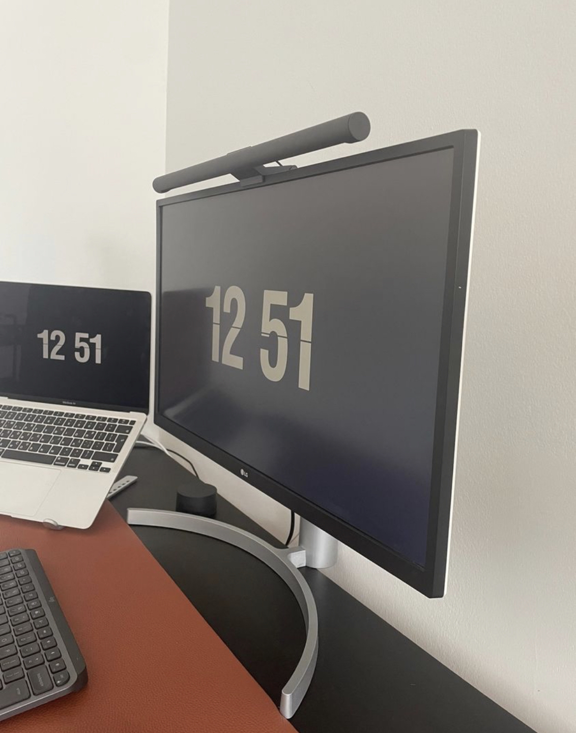 LG 27" 4K Ultra HD 60Hz 5ms GTG IPS LED FreeSync Monitor