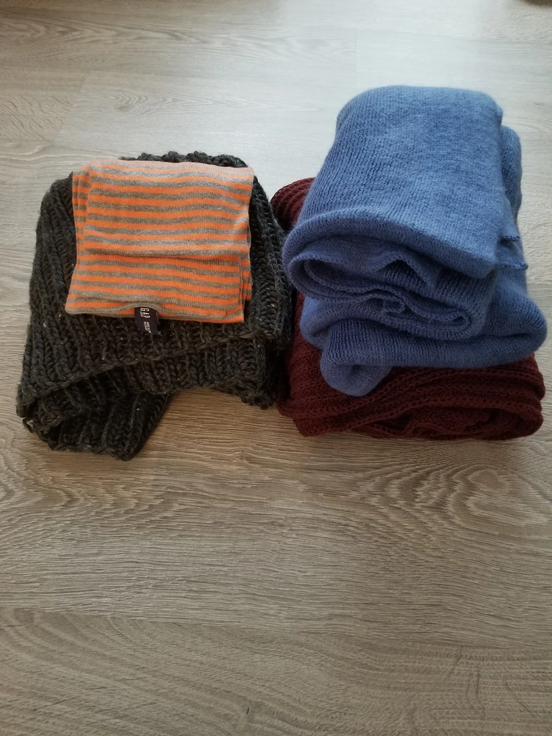 scarves thumbnail